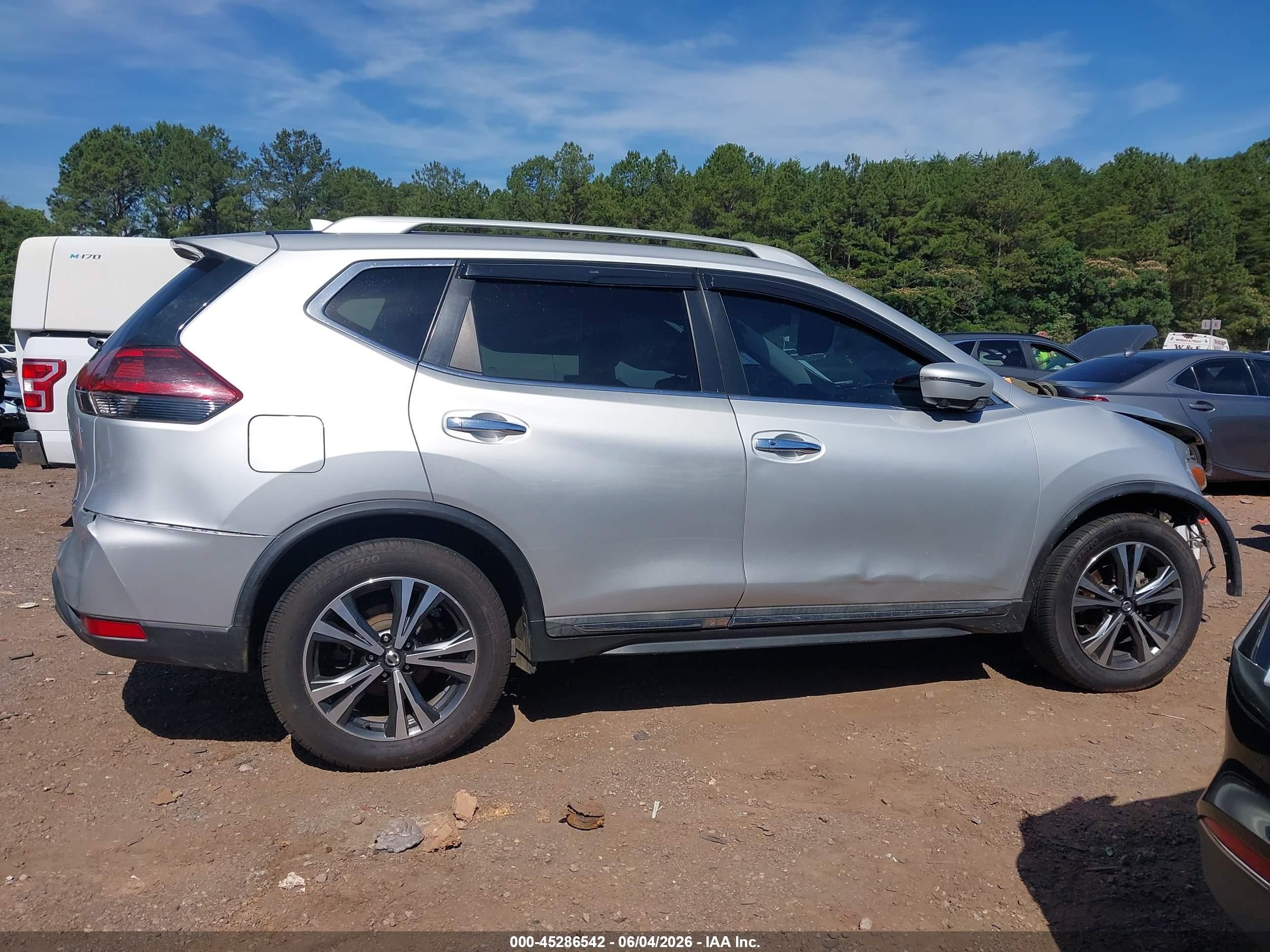 2018 Nissan Rogue Sl Silver vin: 5N1AT2MT6JC793490