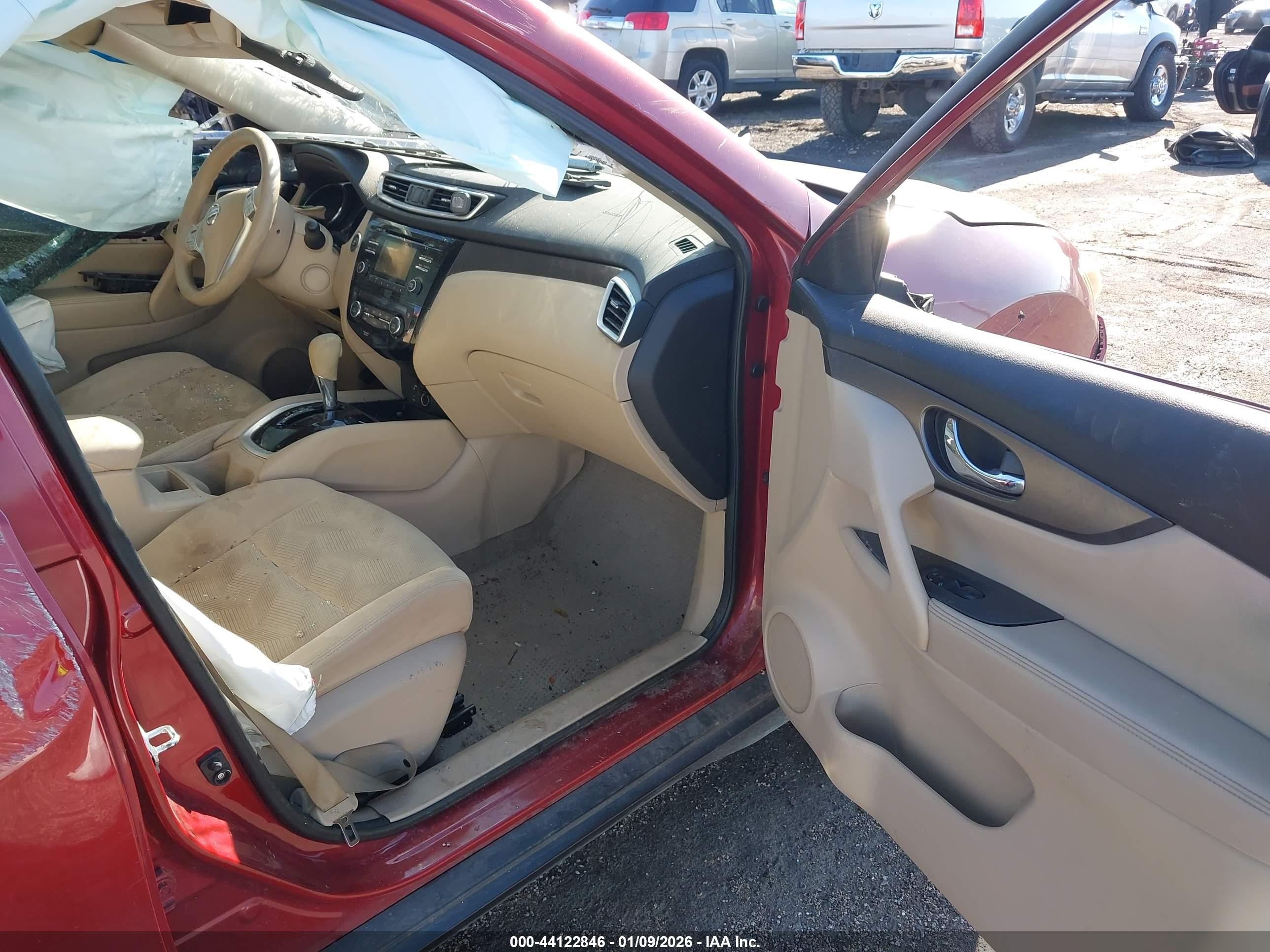 2014 Nissan Rogue Sv Red vin: 5N1AT2MT7EC751318