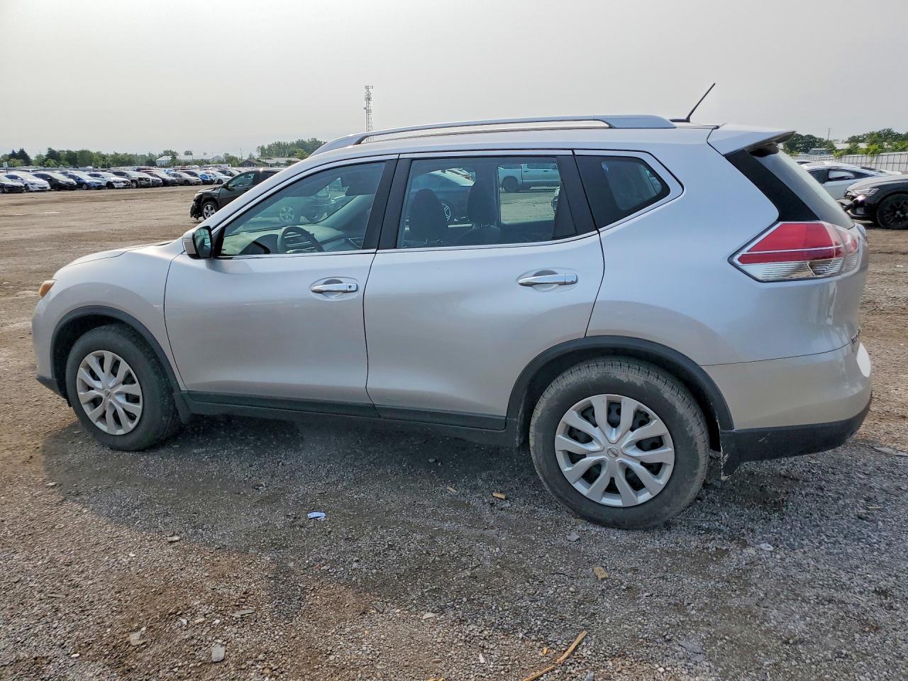 2014 Nissan Rogue S Silver vin: 5N1AT2MT7EC863925