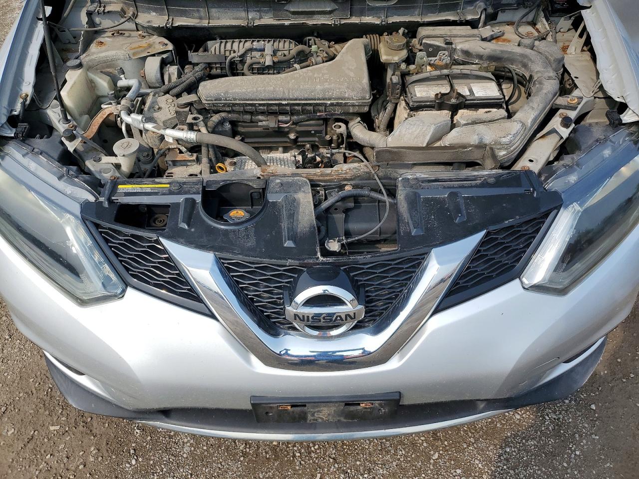 2014 Nissan Rogue S Silver vin: 5N1AT2MT7EC863925
