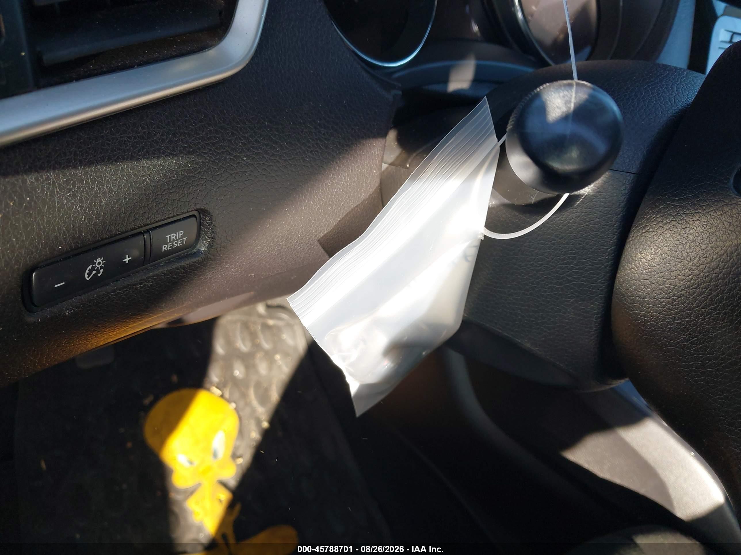 2015 Nissan Rogue S White vin: 5N1AT2MT7FC764281