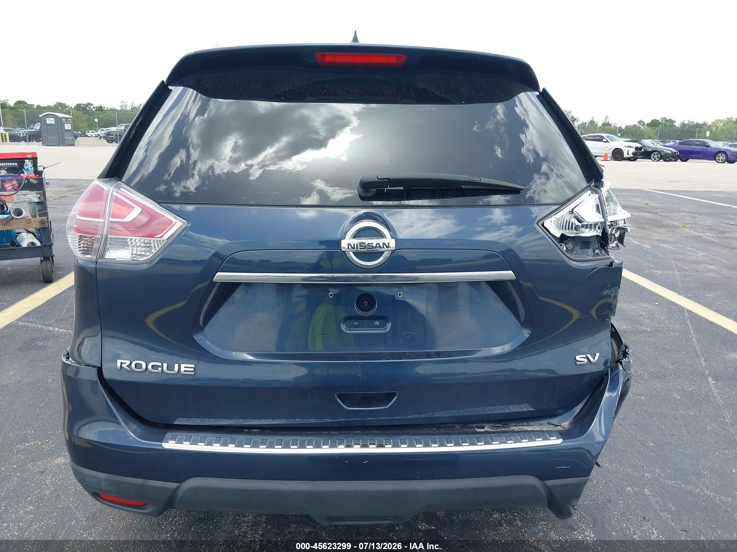 2015 Nissan Rogue Sv Blue vin: 5N1AT2MT7FC783915