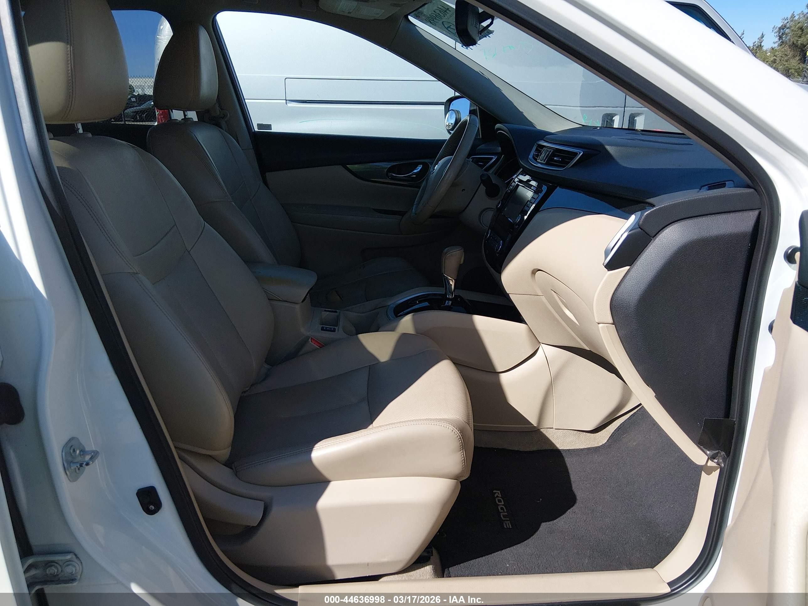 2015 Nissan Rogue Sl White vin: 5N1AT2MT7FC815603