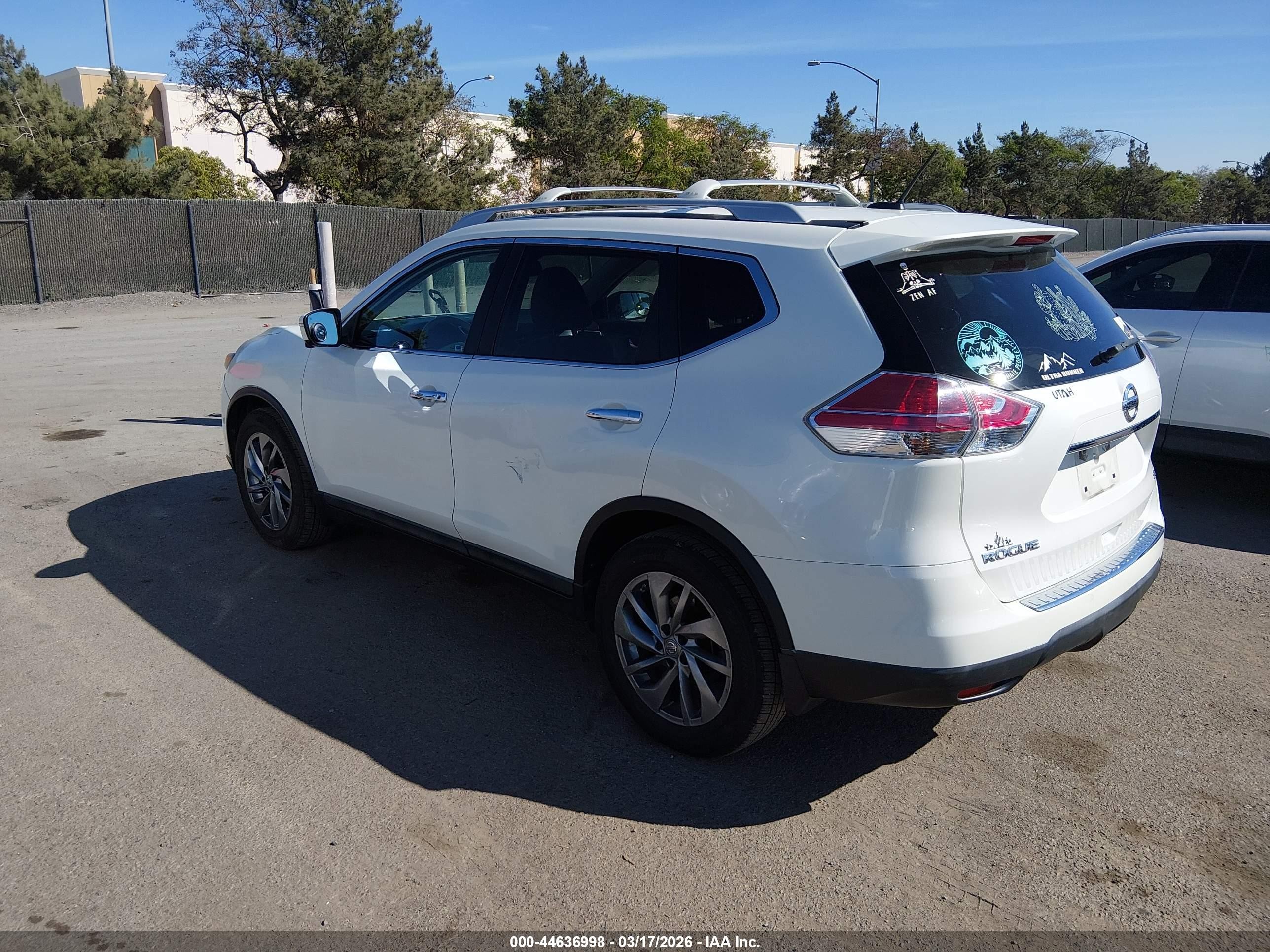 2015 Nissan Rogue Sl White vin: 5N1AT2MT7FC815603