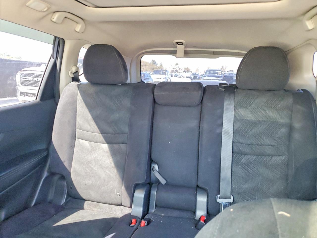 2015 Nissan Rogue Sv Серый vin: 5N1AT2MT7FC826231