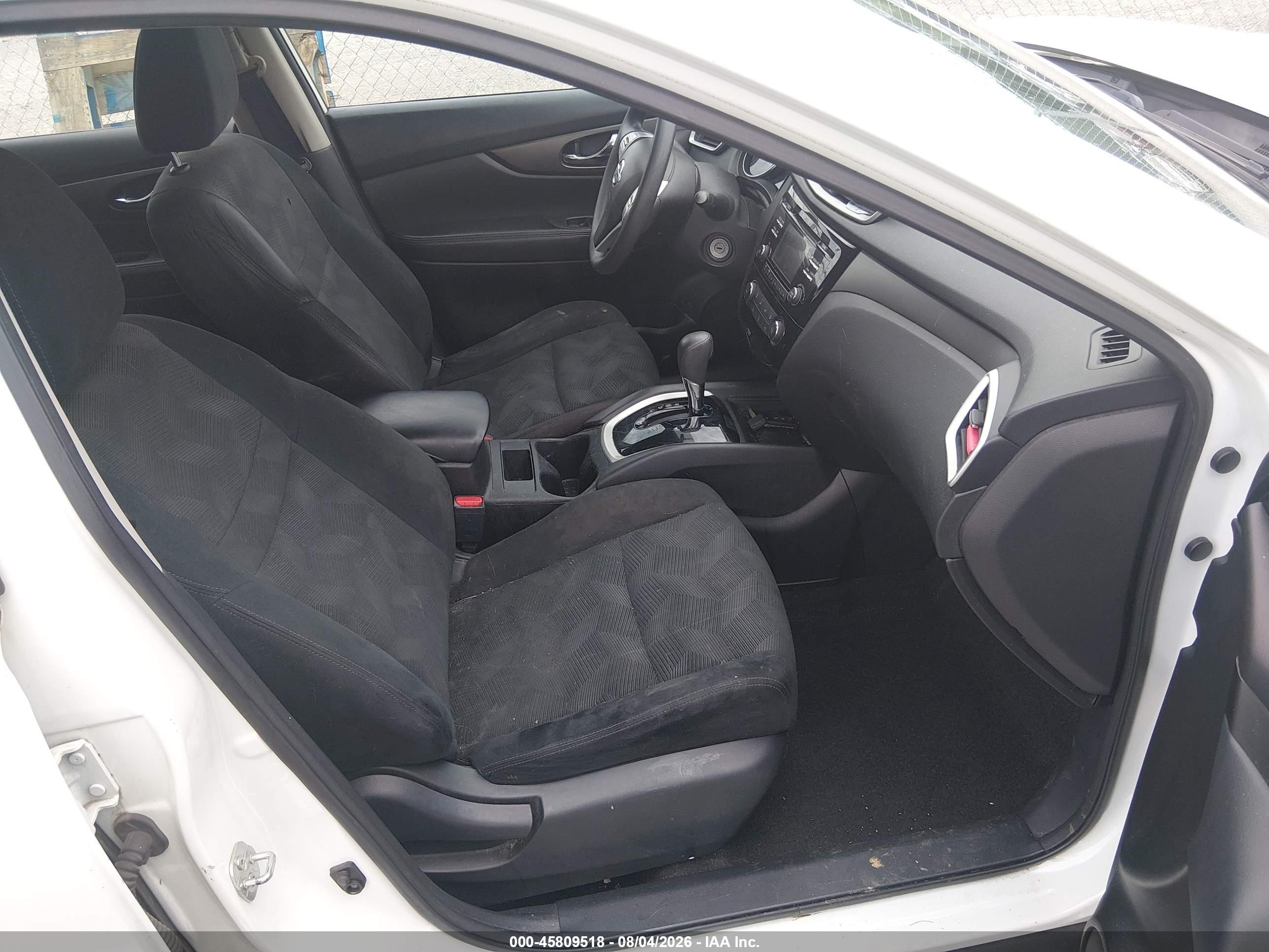 2015 Nissan Rogue S White vin: 5N1AT2MT7FC859049