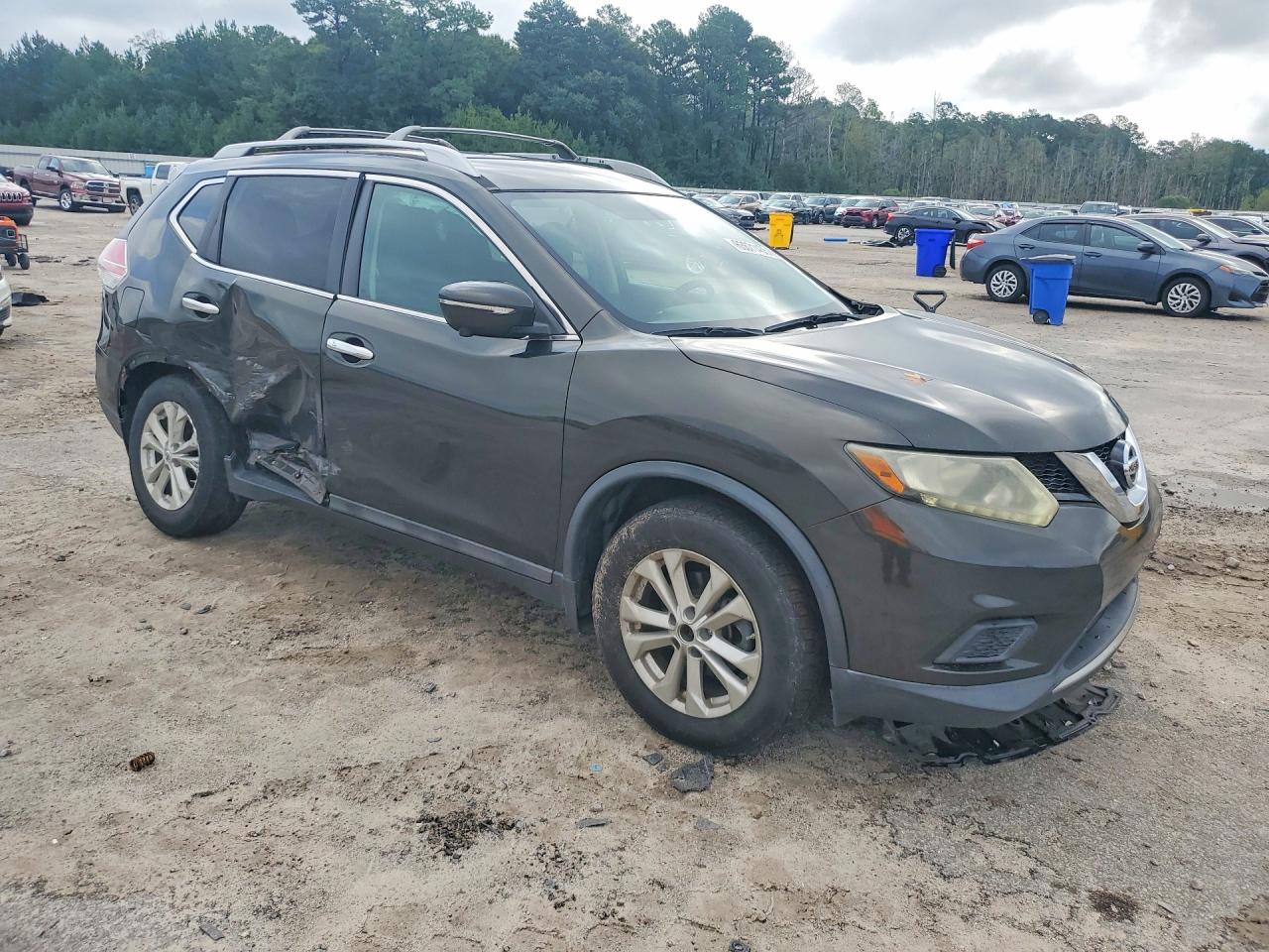 2015 Nissan Rogue S Green vin: 5N1AT2MT7FC900750