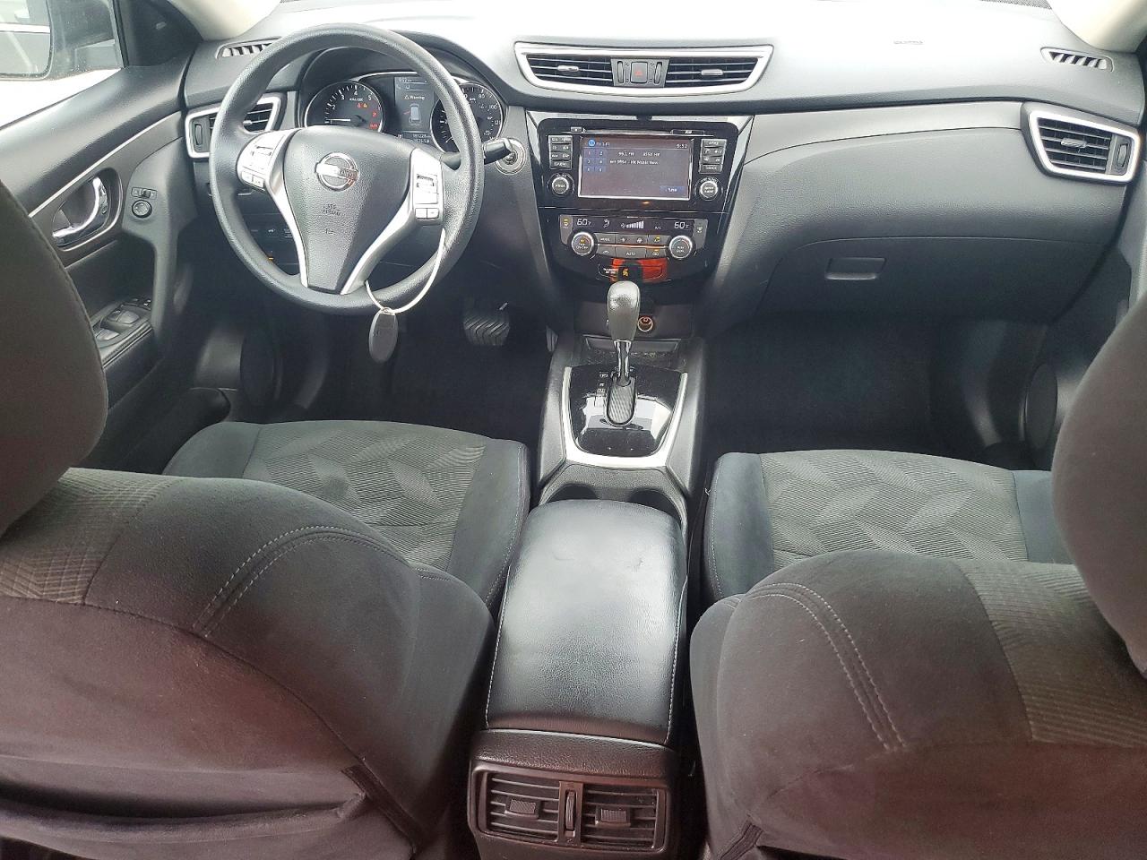 2015 Nissan Rogue S Green vin: 5N1AT2MT7FC900750