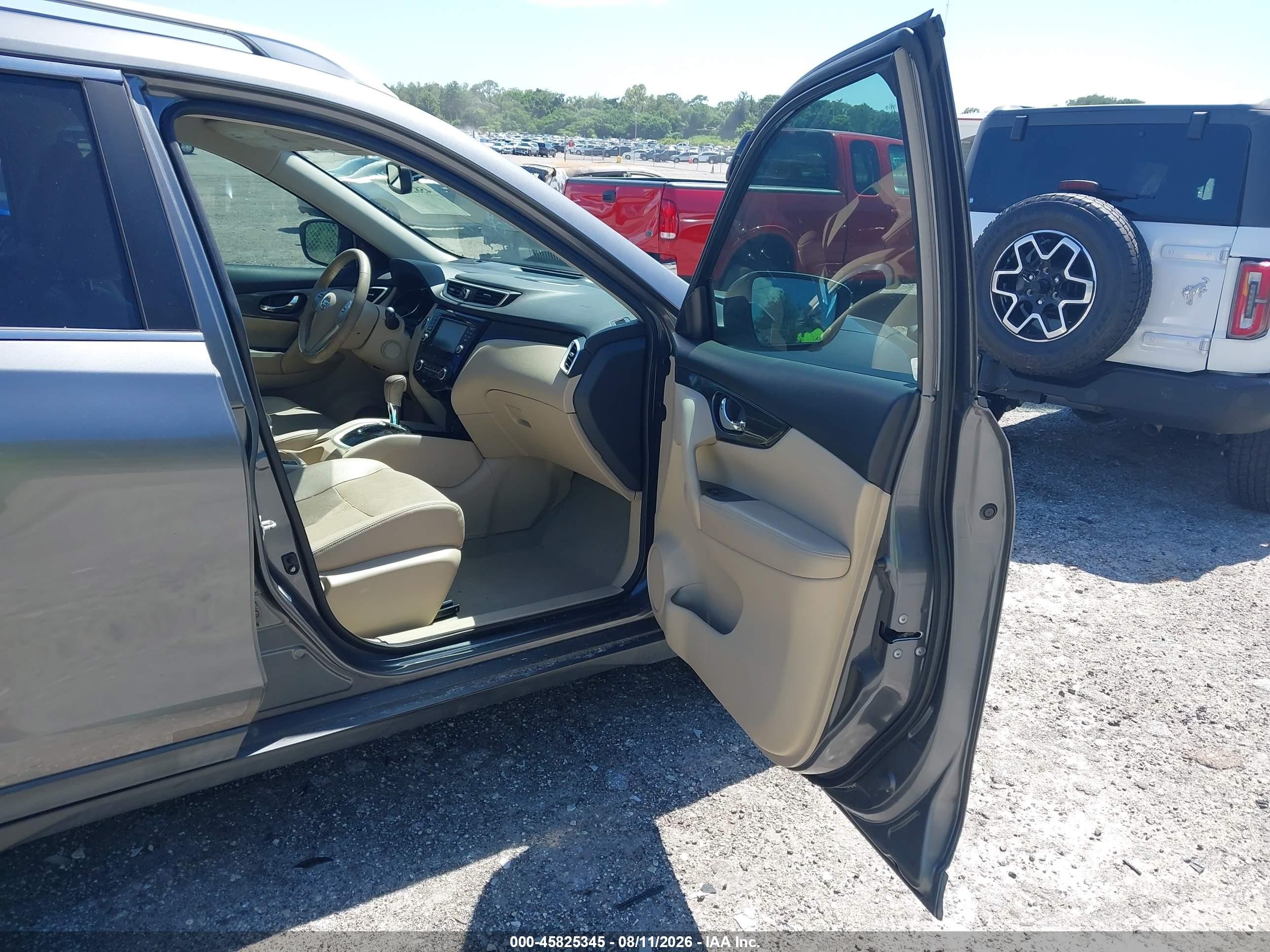2015 Nissan Rogue Sl Серый vin: 5N1AT2MT7FC925082
