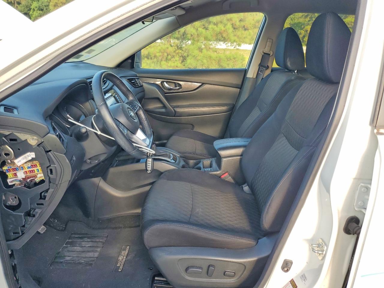 2018 Nissan Rogue Sv White vin: 5N1AT2MT7JC797953