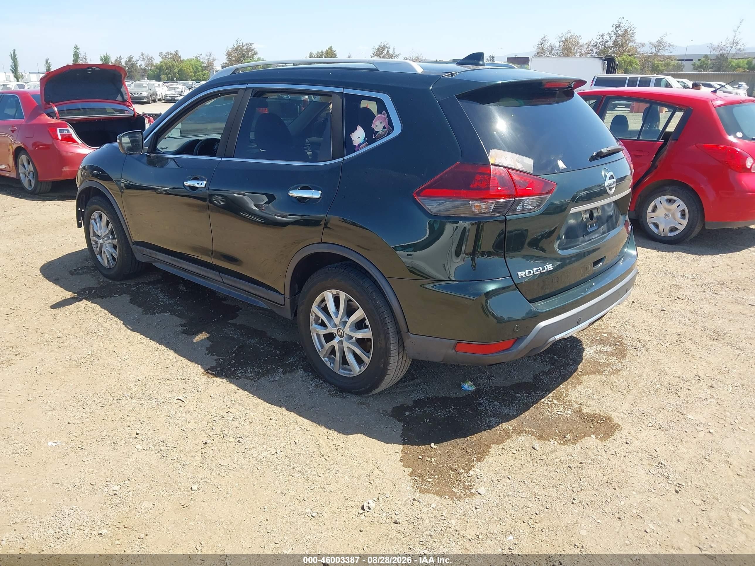 2019 Nissan Rogue Sv Green vin: 5N1AT2MT7KC746714