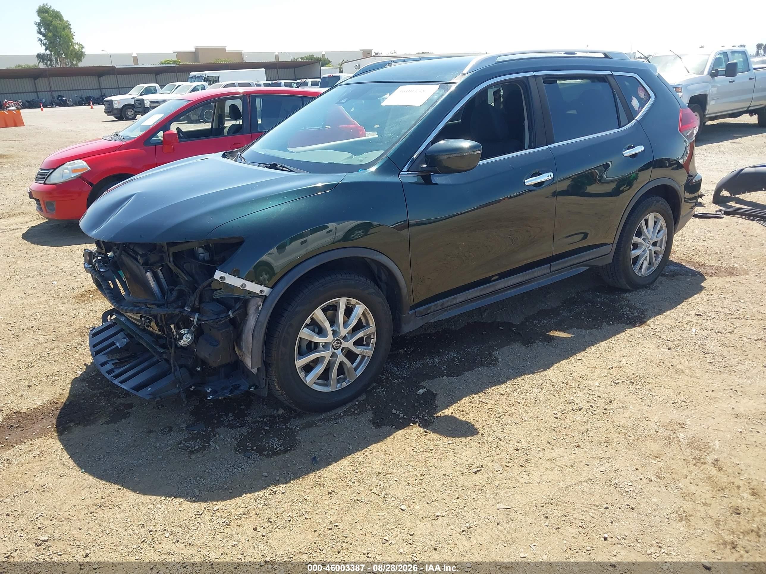 2019 Nissan Rogue Sv Green vin: 5N1AT2MT7KC746714