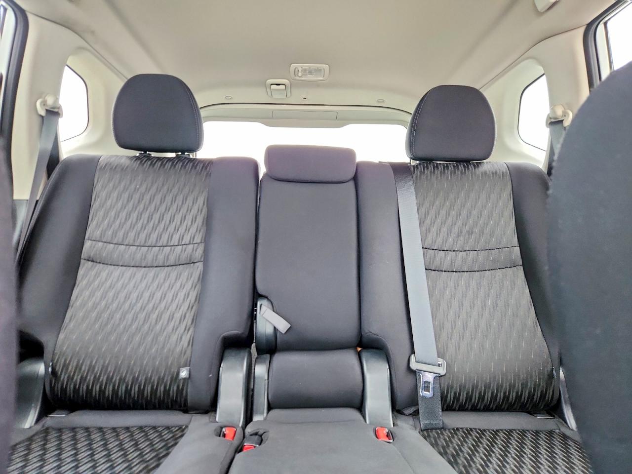 2020 Nissan Rogue S White vin: 5N1AT2MT7LC788138