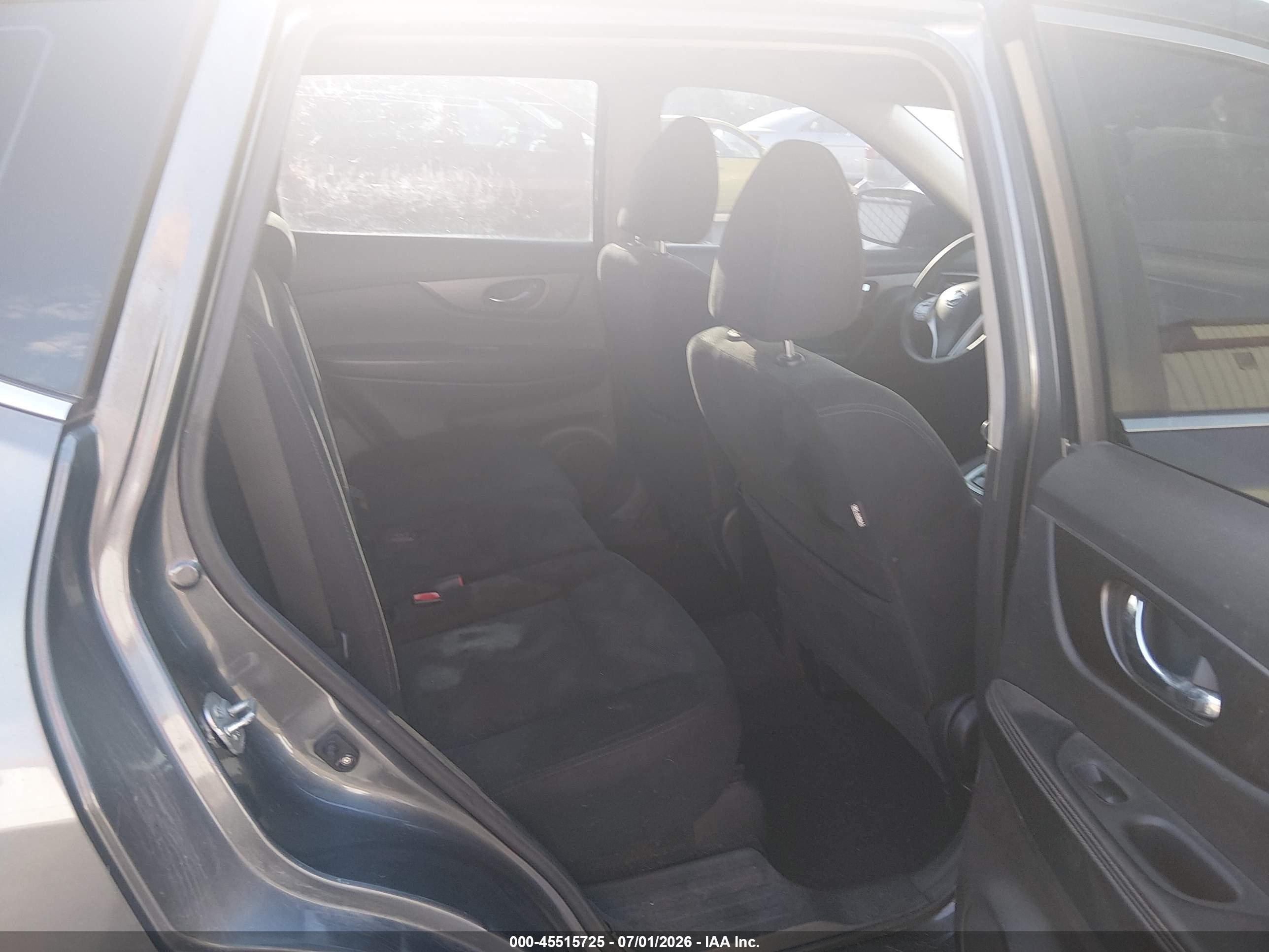 2014 Nissan Rogue S Gray vin: 5N1AT2MT8EC767057