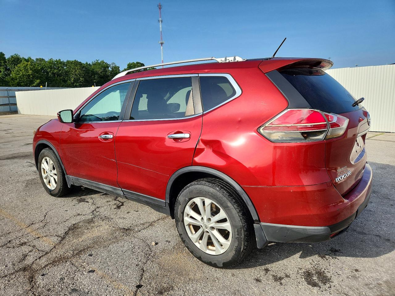 2014 Nissan Rogue Sv Красный vin: 5N1AT2MT8EC814569