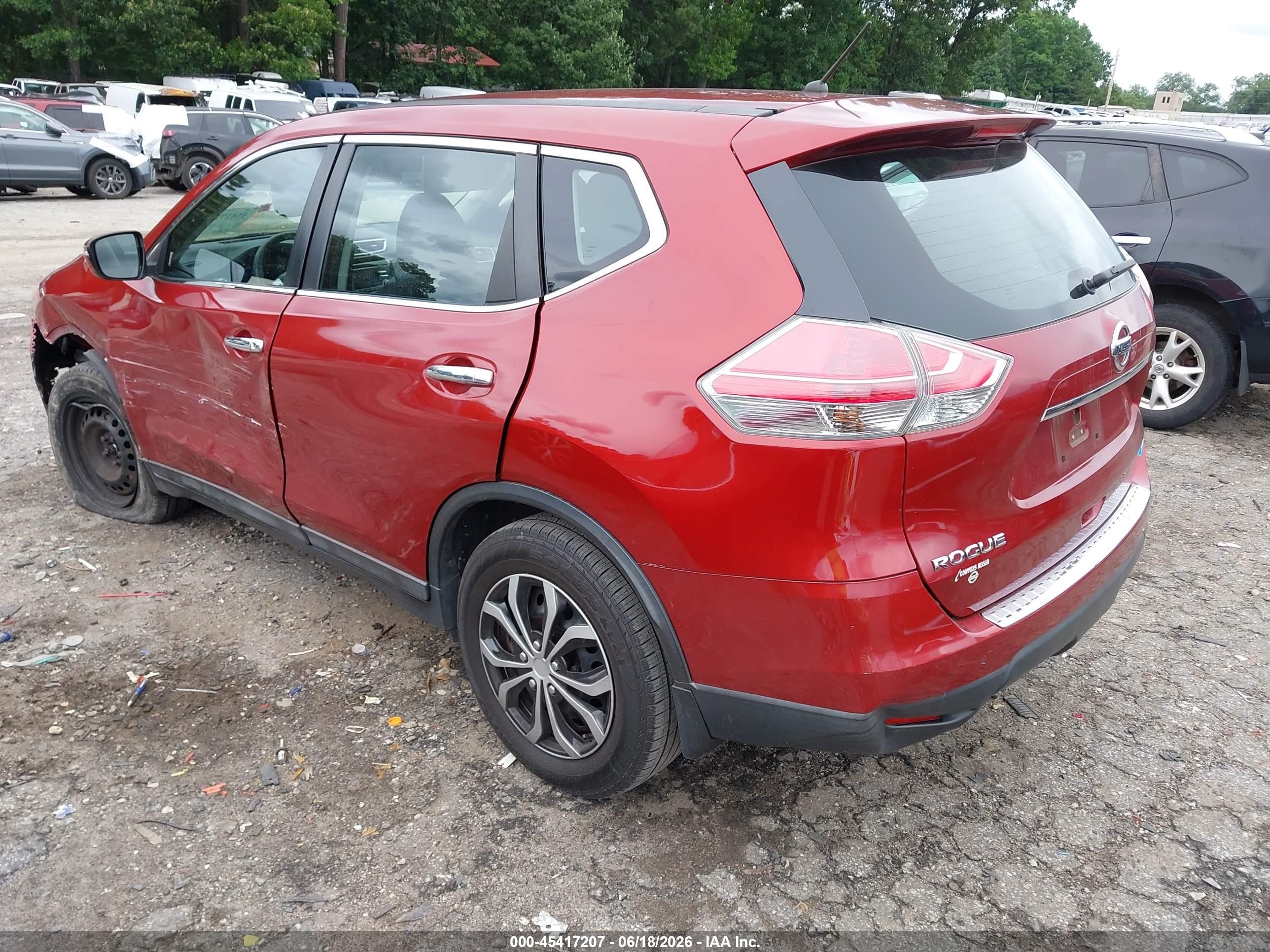 2014 Nissan Rogue S Red vin: 5N1AT2MT8EC862072