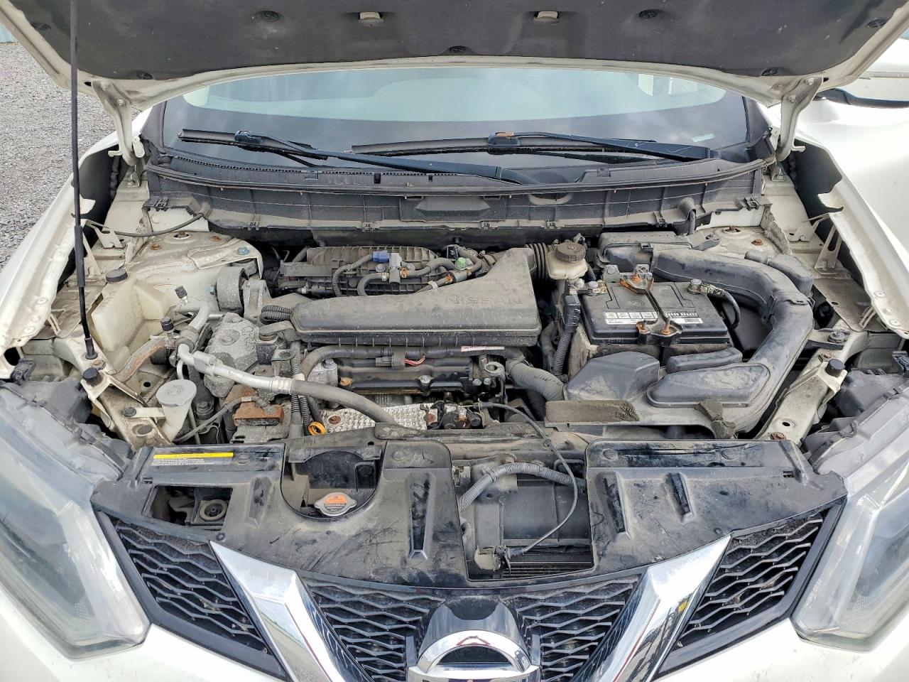 2015 Nissan Rogue S Белый vin: 5N1AT2MT8FC754486