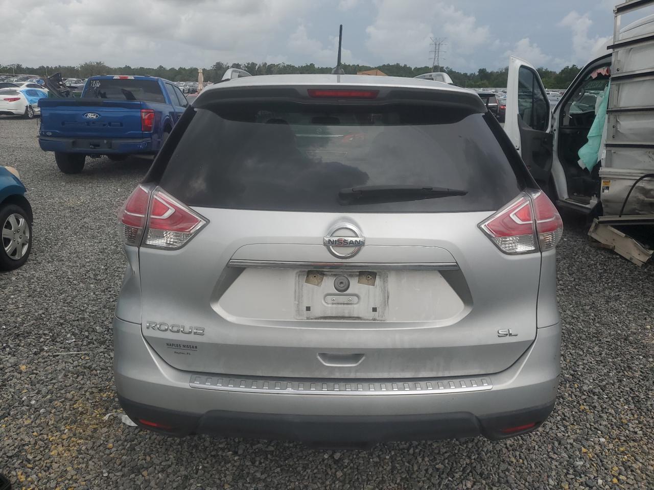 2015 Nissan Rogue Sl Серебряный vin: 5N1AT2MT8FC762393