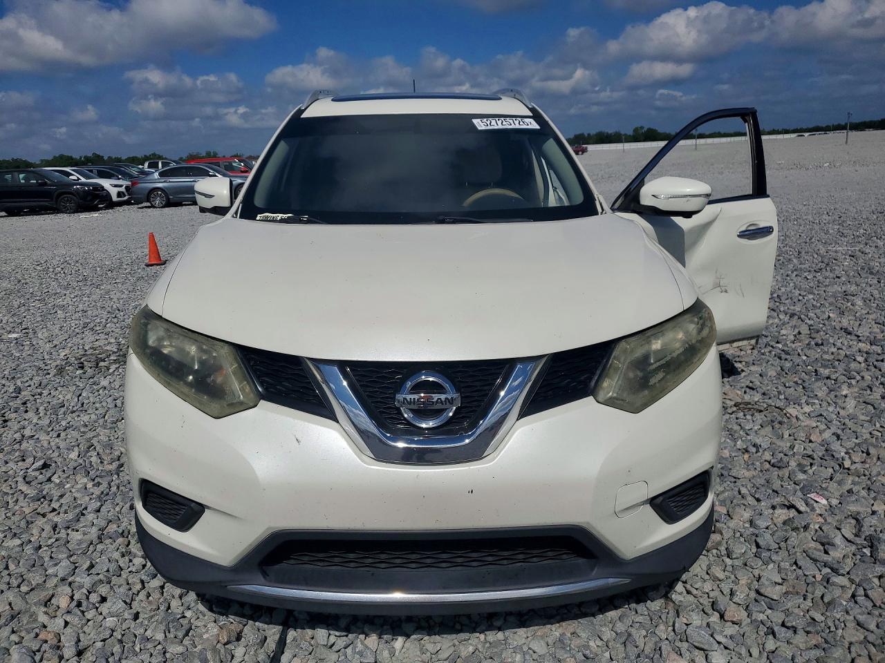 2015 Nissan Rogue Sv White vin: 5N1AT2MT8FC769750
