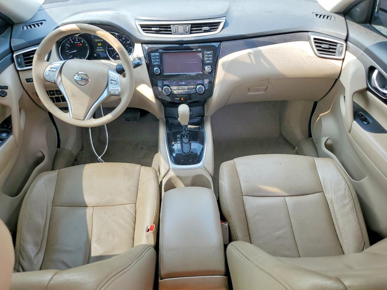 2015 Nissan Rogue S Белый vin: 5N1AT2MT8FC821054
