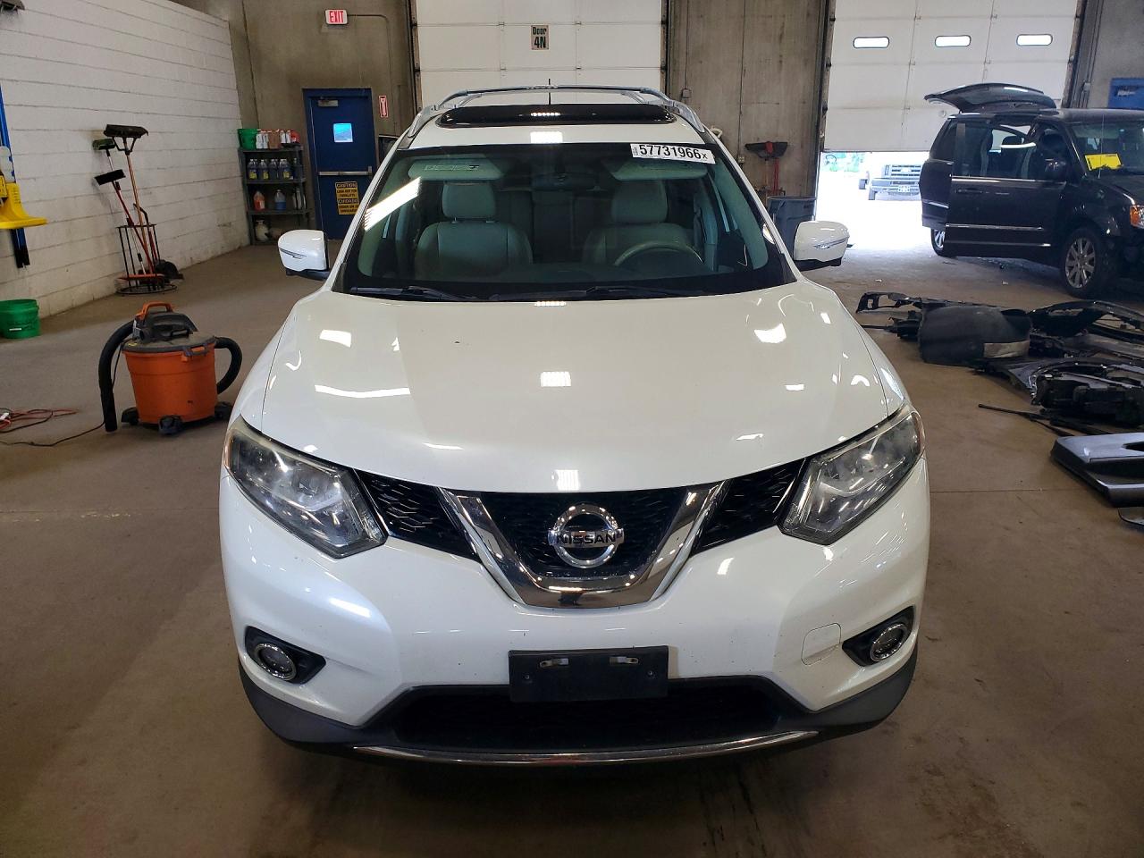 2015 Nissan Rogue Sl White vin: 5N1AT2MT8FC822690