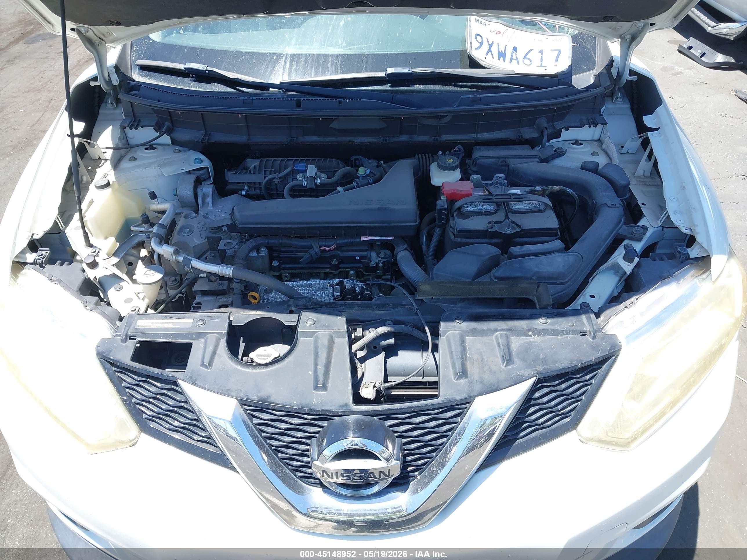 2015 Nissan Rogue Sv White vin: 5N1AT2MT8FC881058