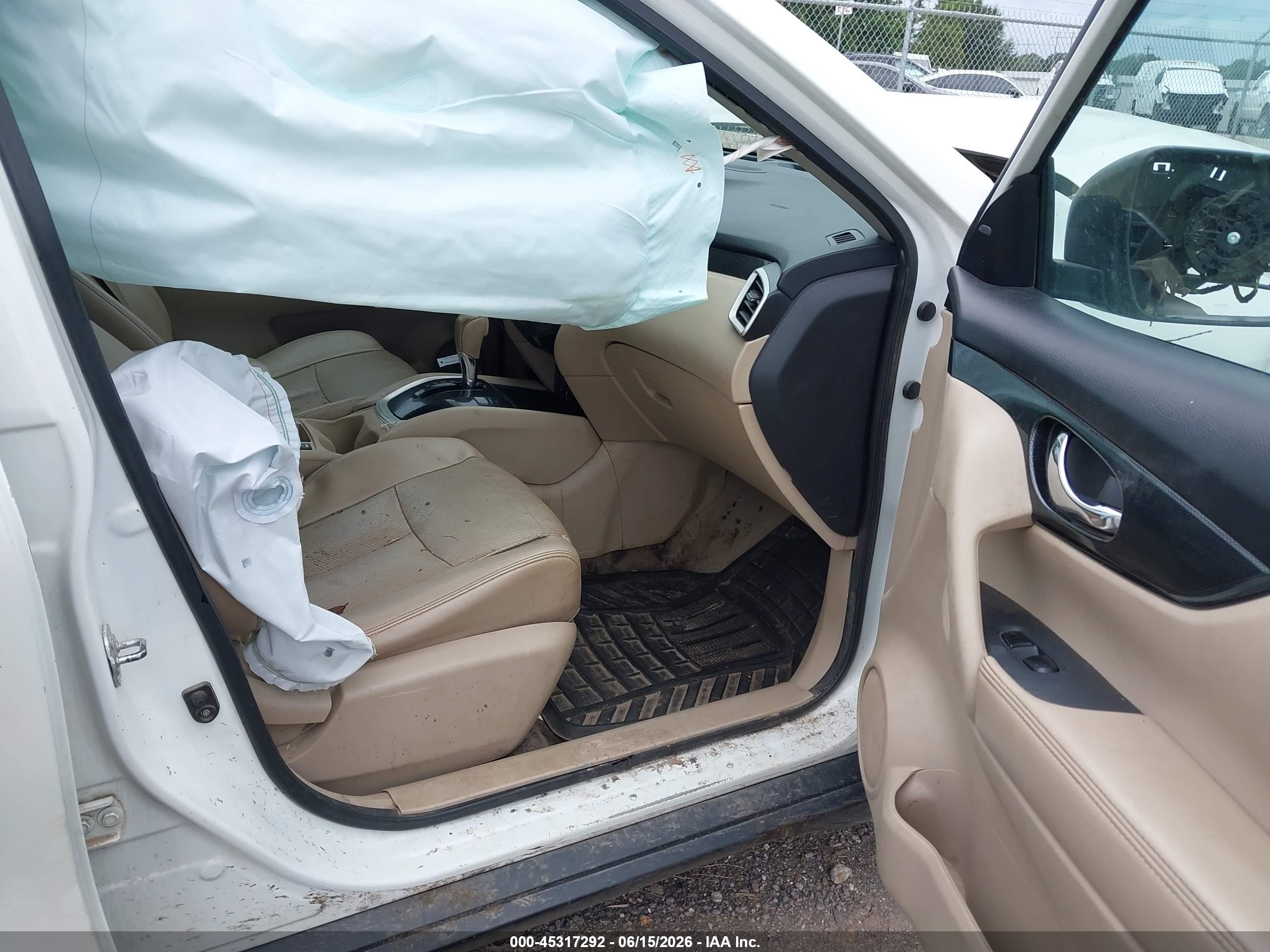 2015 Nissan Rogue Sl White vin: 5N1AT2MT8FC896255