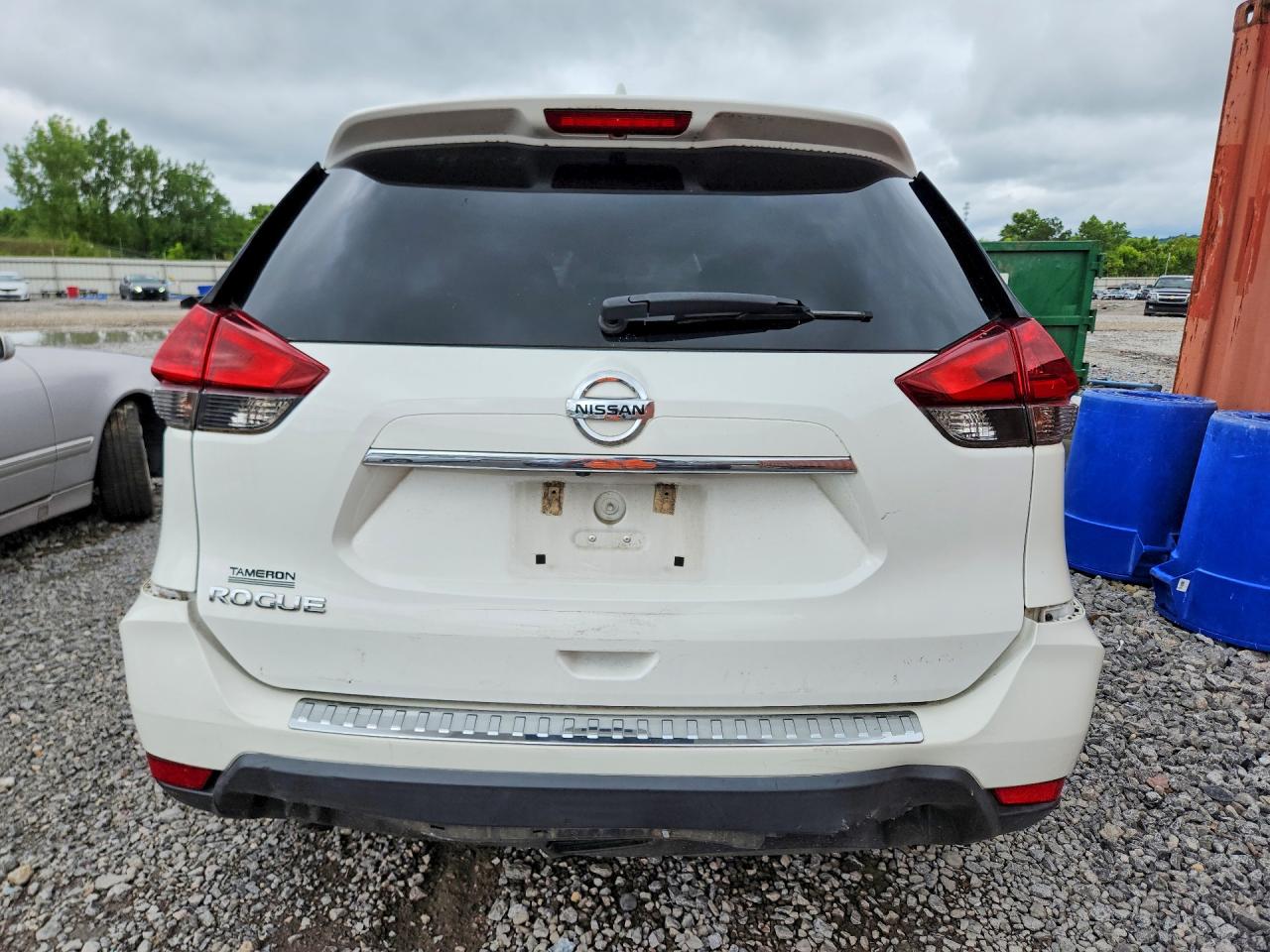 2018 Nissan Rogue S White vin: 5N1AT2MT8JC851891