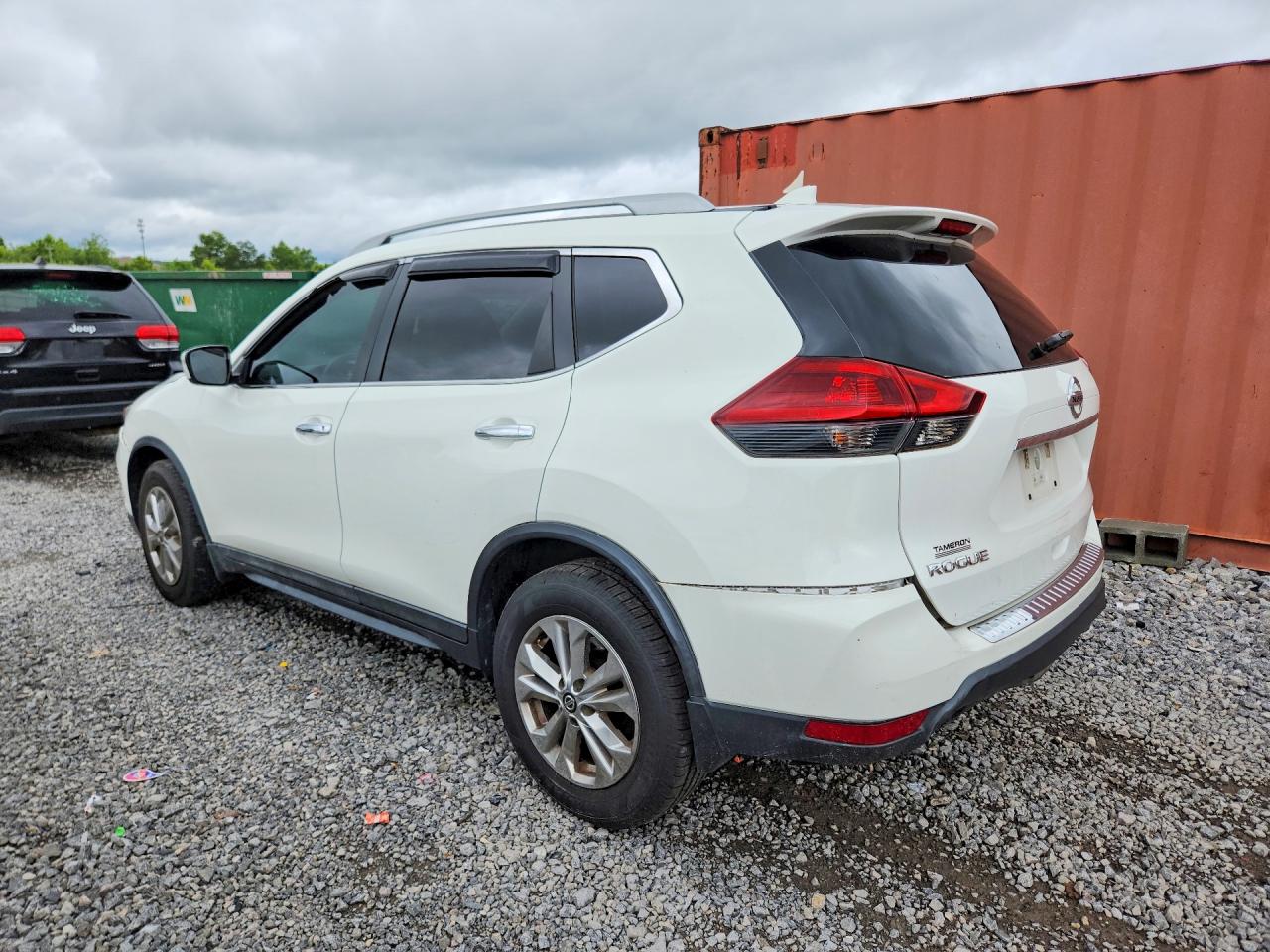 2018 Nissan Rogue S White vin: 5N1AT2MT8JC851891