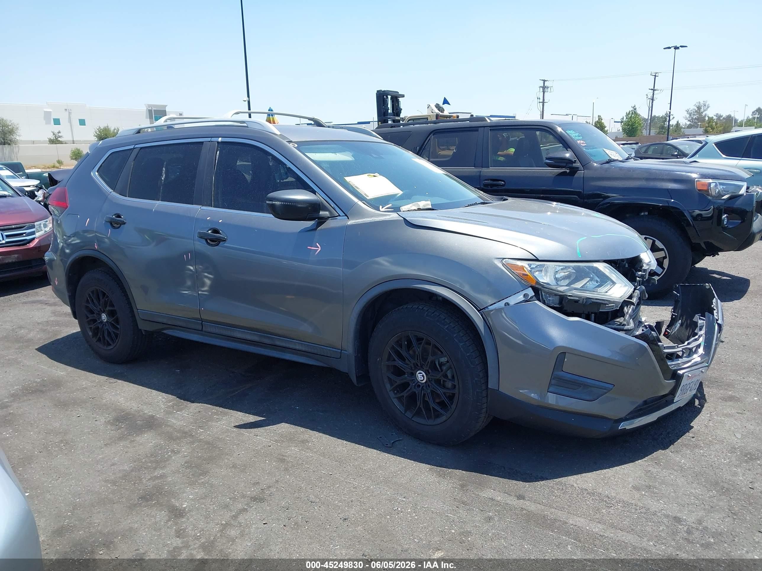 2019 Nissan Rogue S Gray vin: 5N1AT2MT8KC760475