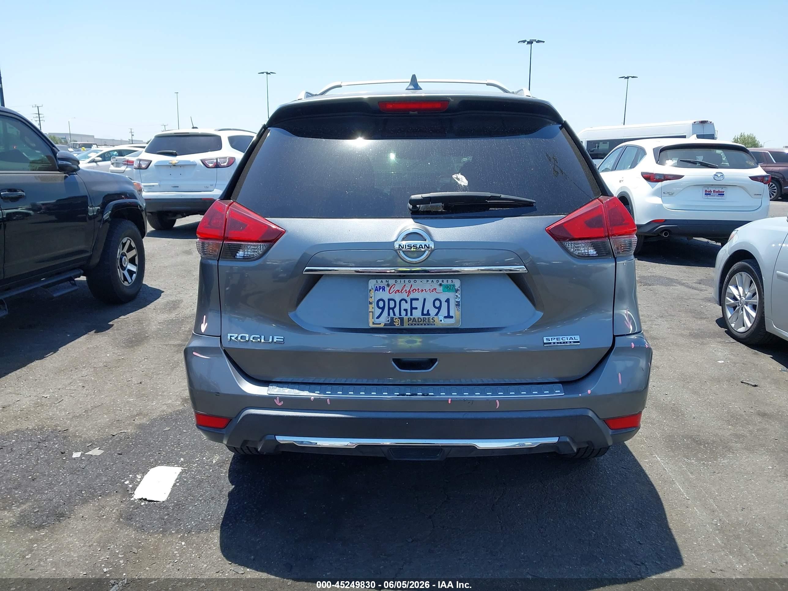 2019 Nissan Rogue S Gray vin: 5N1AT2MT8KC760475