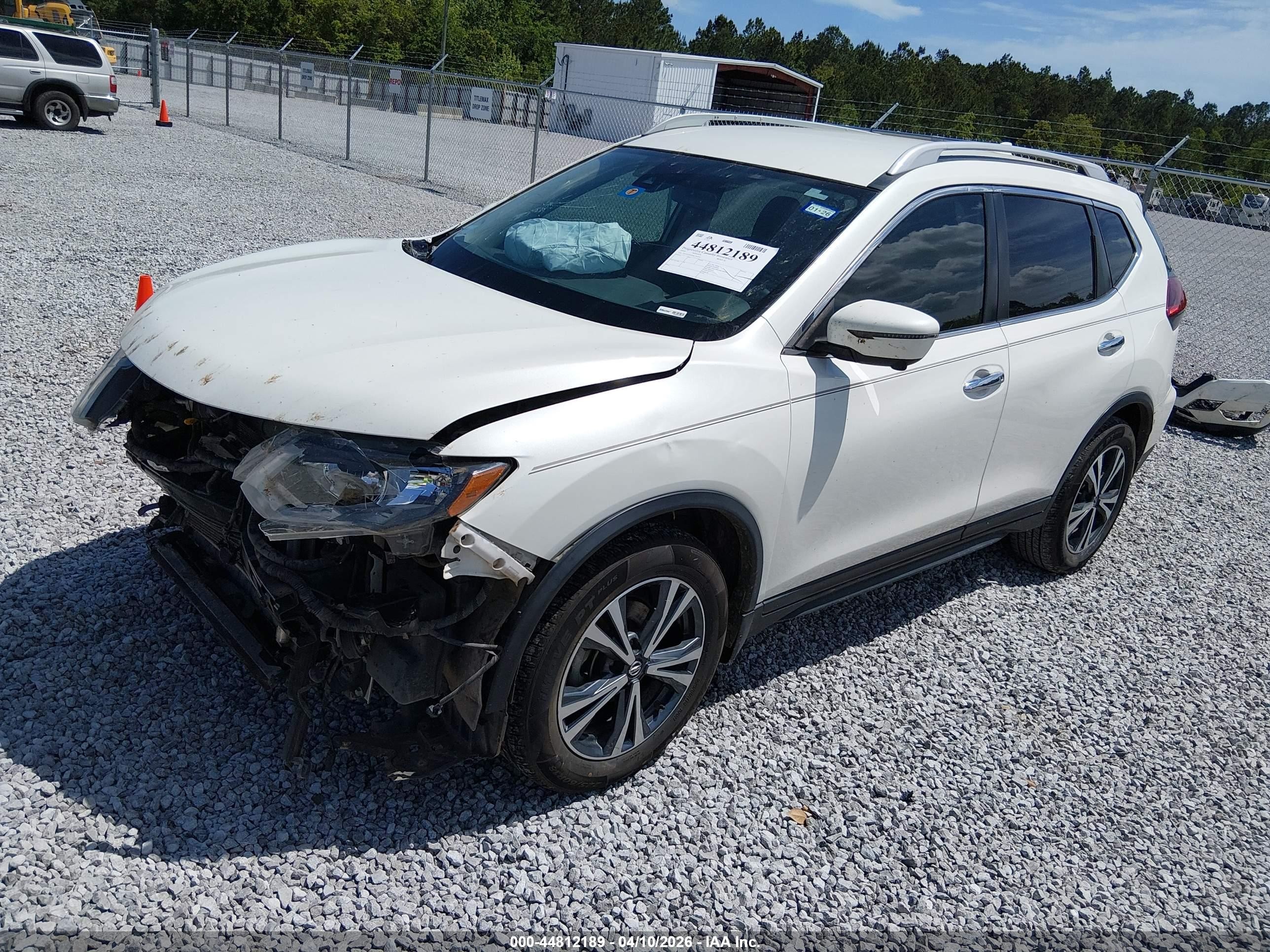 2019 Nissan Rogue Sv White vin: 5N1AT2MT8KC794707