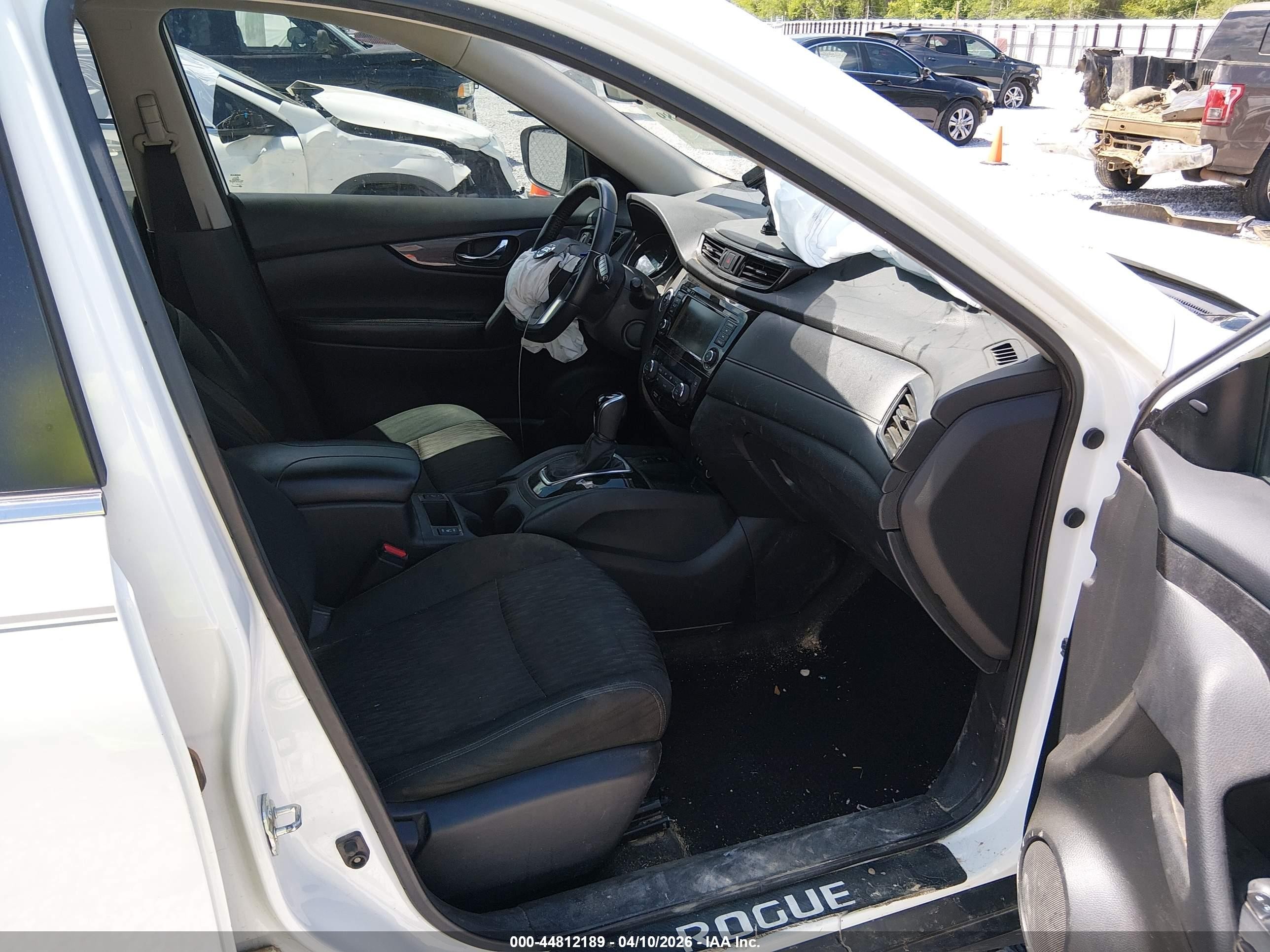2019 Nissan Rogue Sv White vin: 5N1AT2MT8KC794707