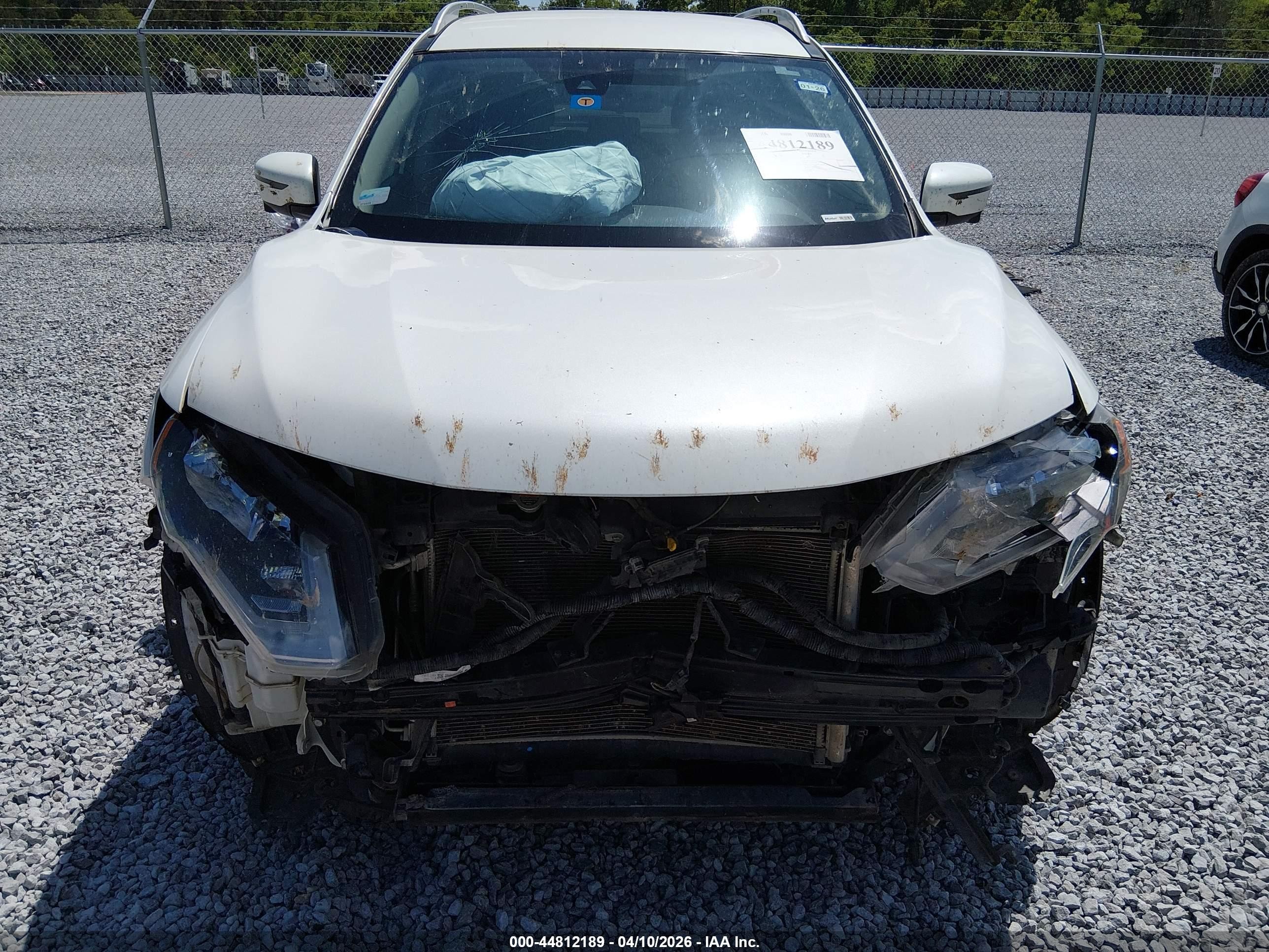 2019 Nissan Rogue Sv White vin: 5N1AT2MT8KC794707