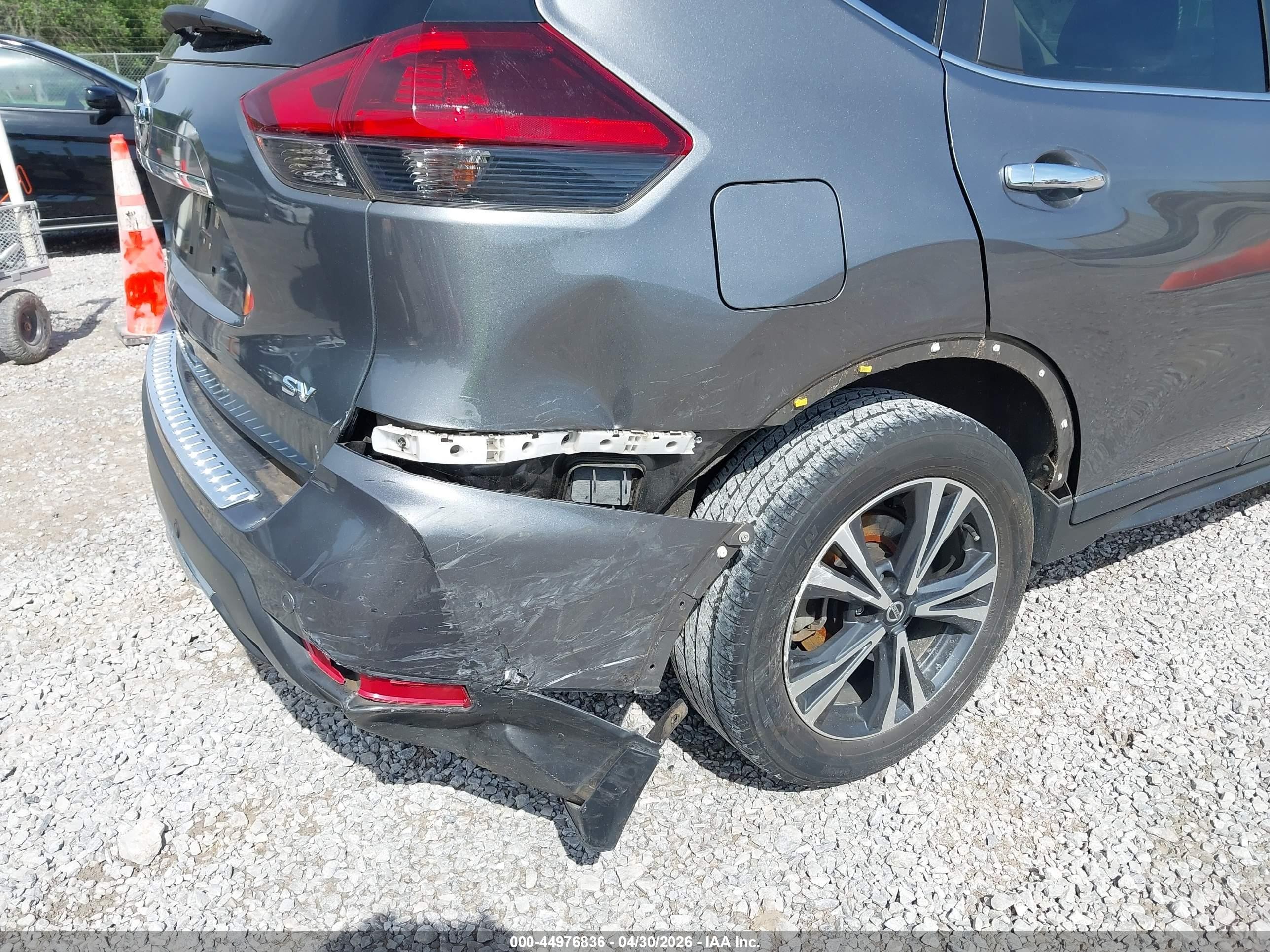 2020 Nissan Rogue Sv Fwd Серый vin: 5N1AT2MT8LC808316