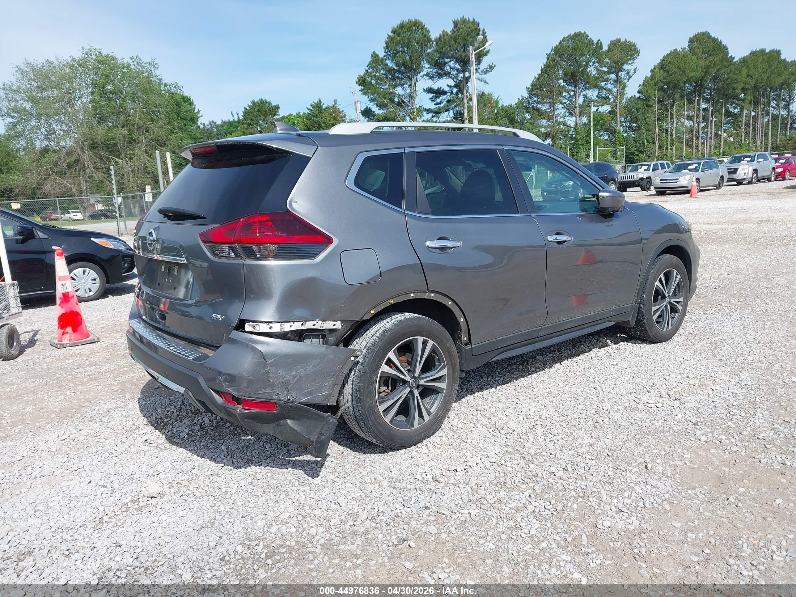 2020 Nissan Rogue Sv Fwd Серый vin: 5N1AT2MT8LC808316