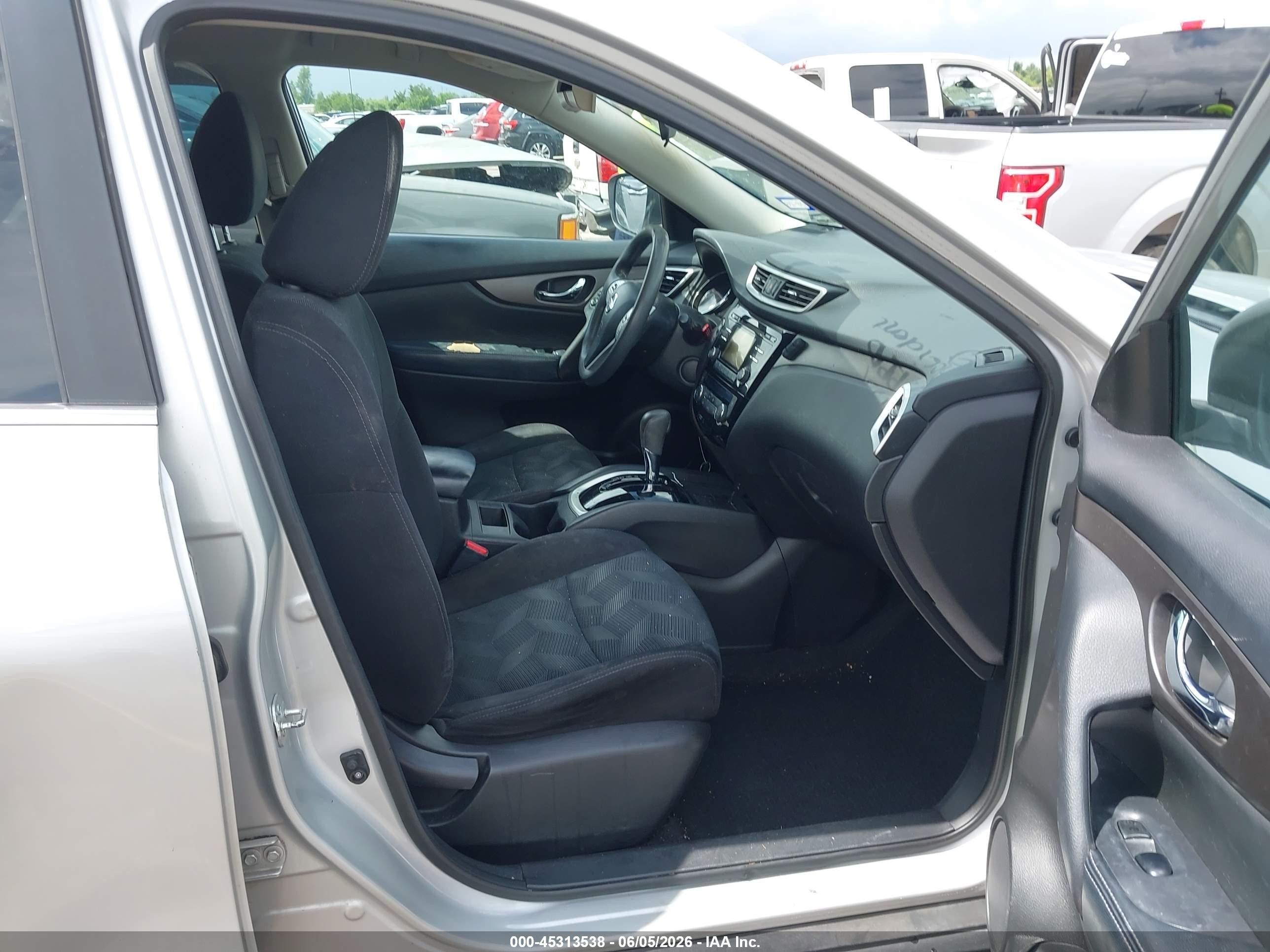 2014 Nissan Rogue Sv Silver vin: 5N1AT2MT9EC832949