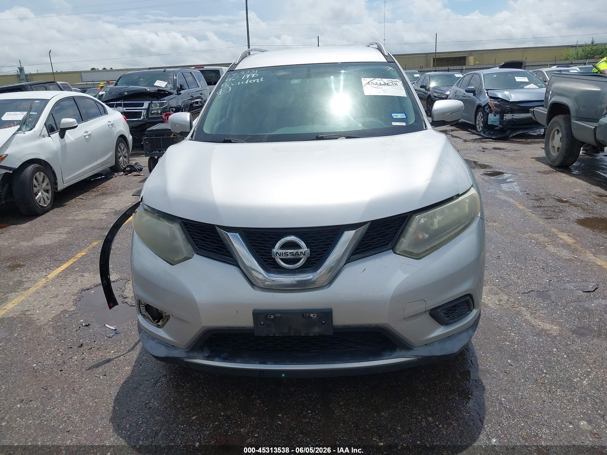 2014 Nissan Rogue Sv Silver vin: 5N1AT2MT9EC832949