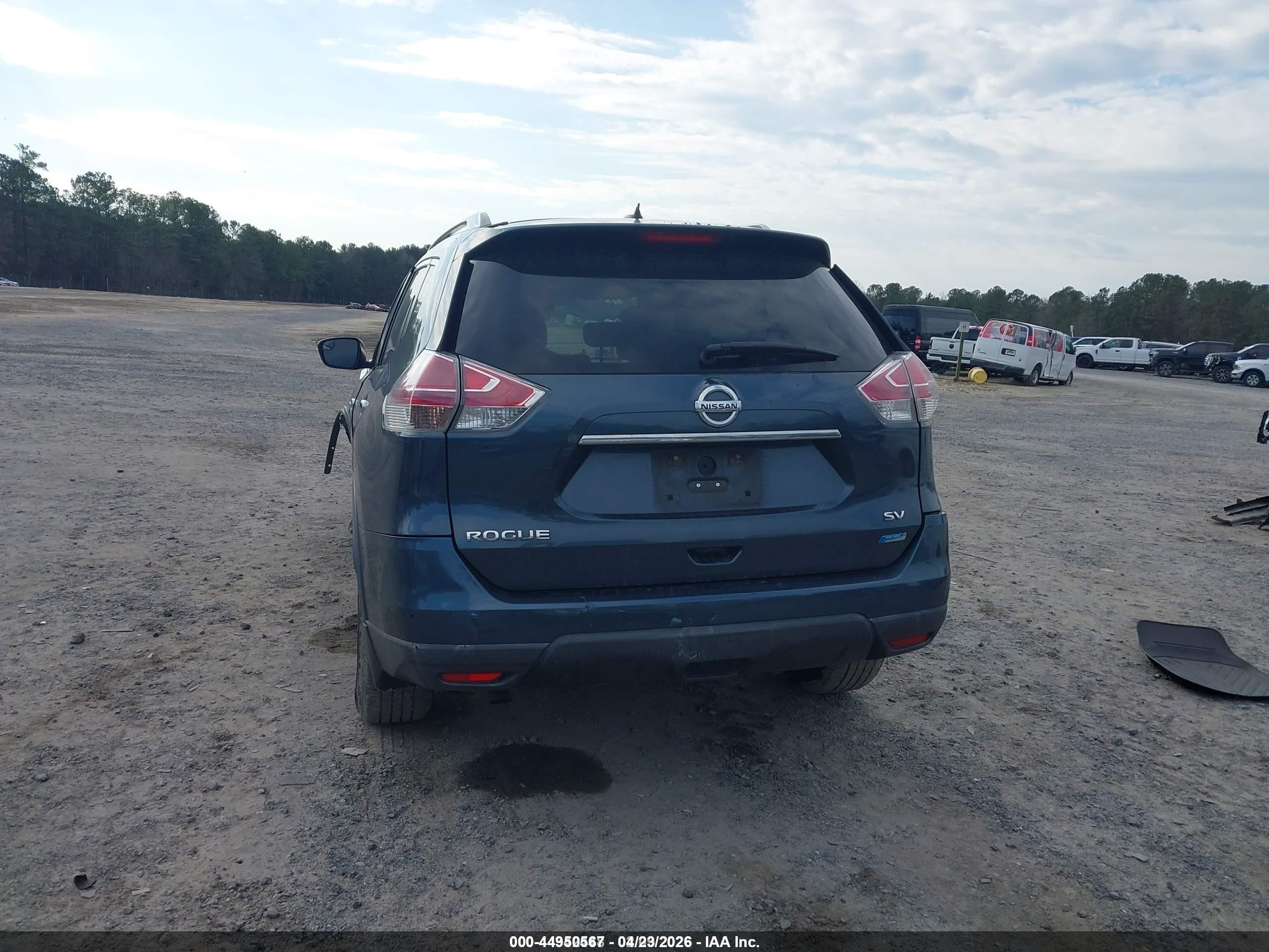 2014 Nissan Rogue Sv Blue vin: 5N1AT2MT9EC838850