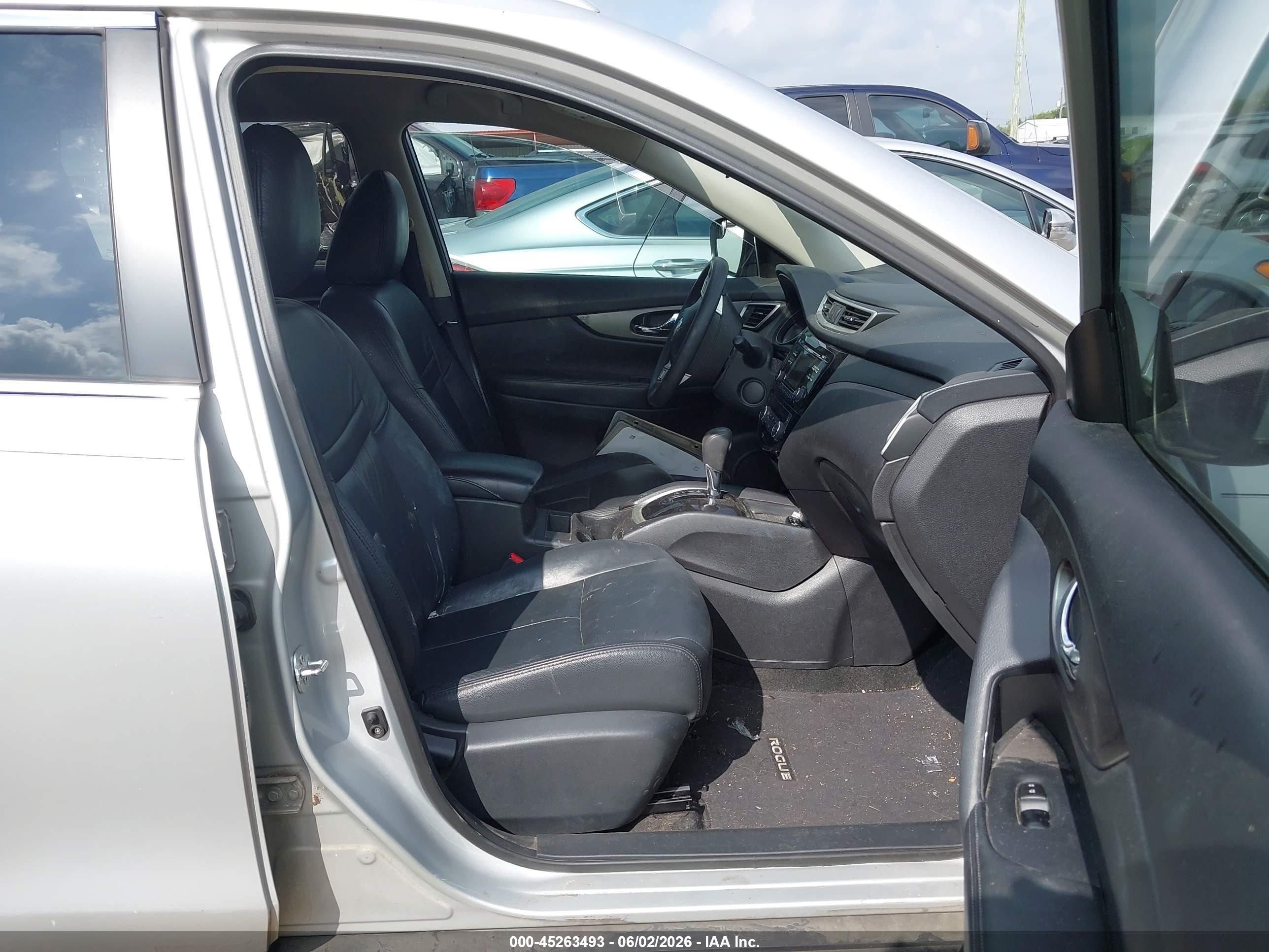 2014 Nissan Rogue Sv Silver vin: 5N1AT2MT9EC861254