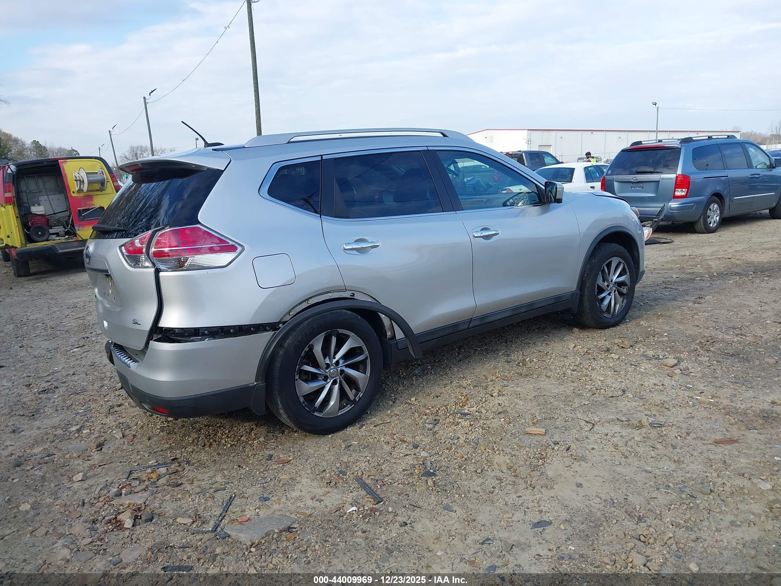 2015 Nissan Rogue Sl Silver vin: 5N1AT2MT9FC769238