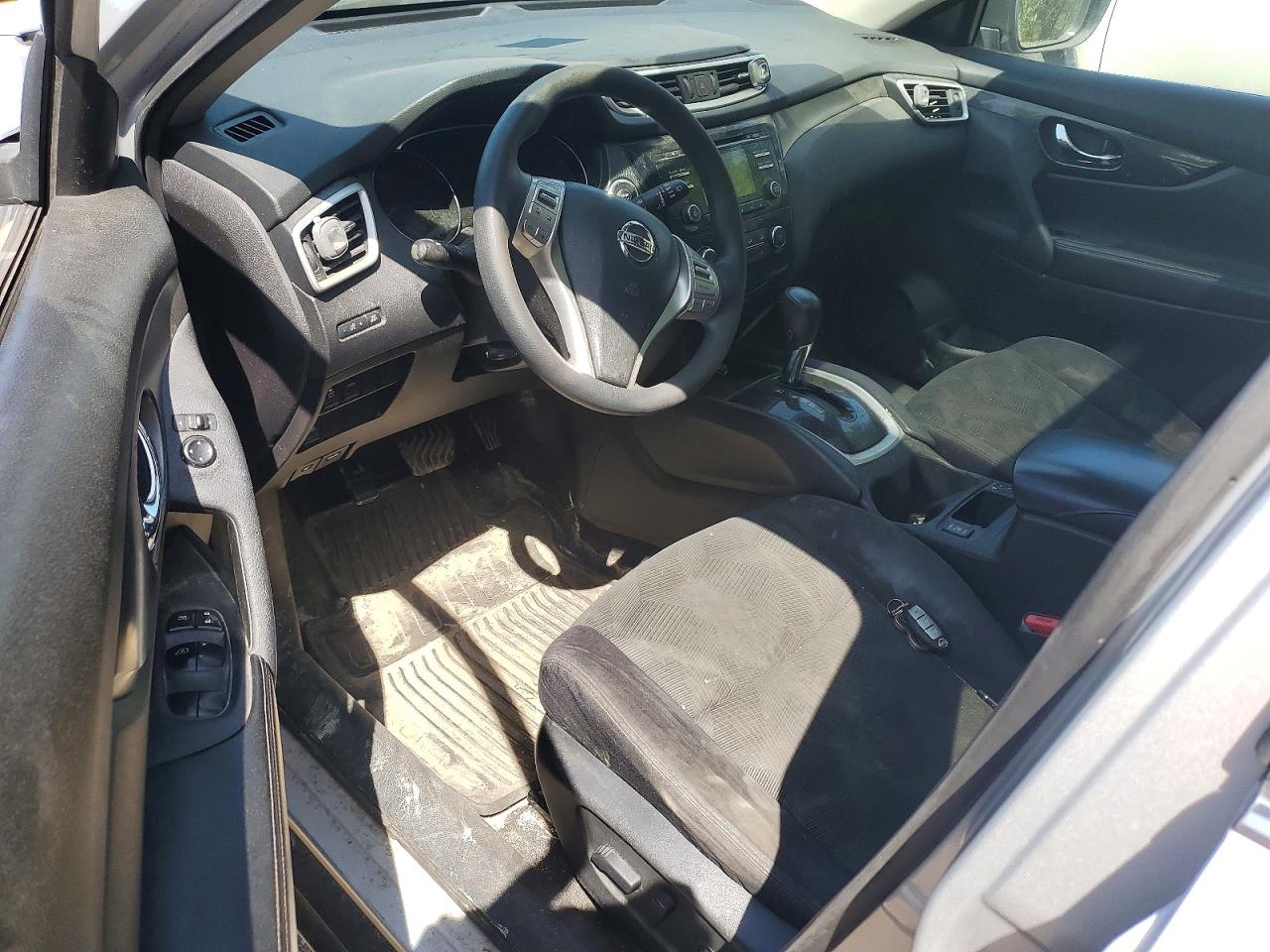2015 Nissan Rogue S Серебряный vin: 5N1AT2MT9FC881344