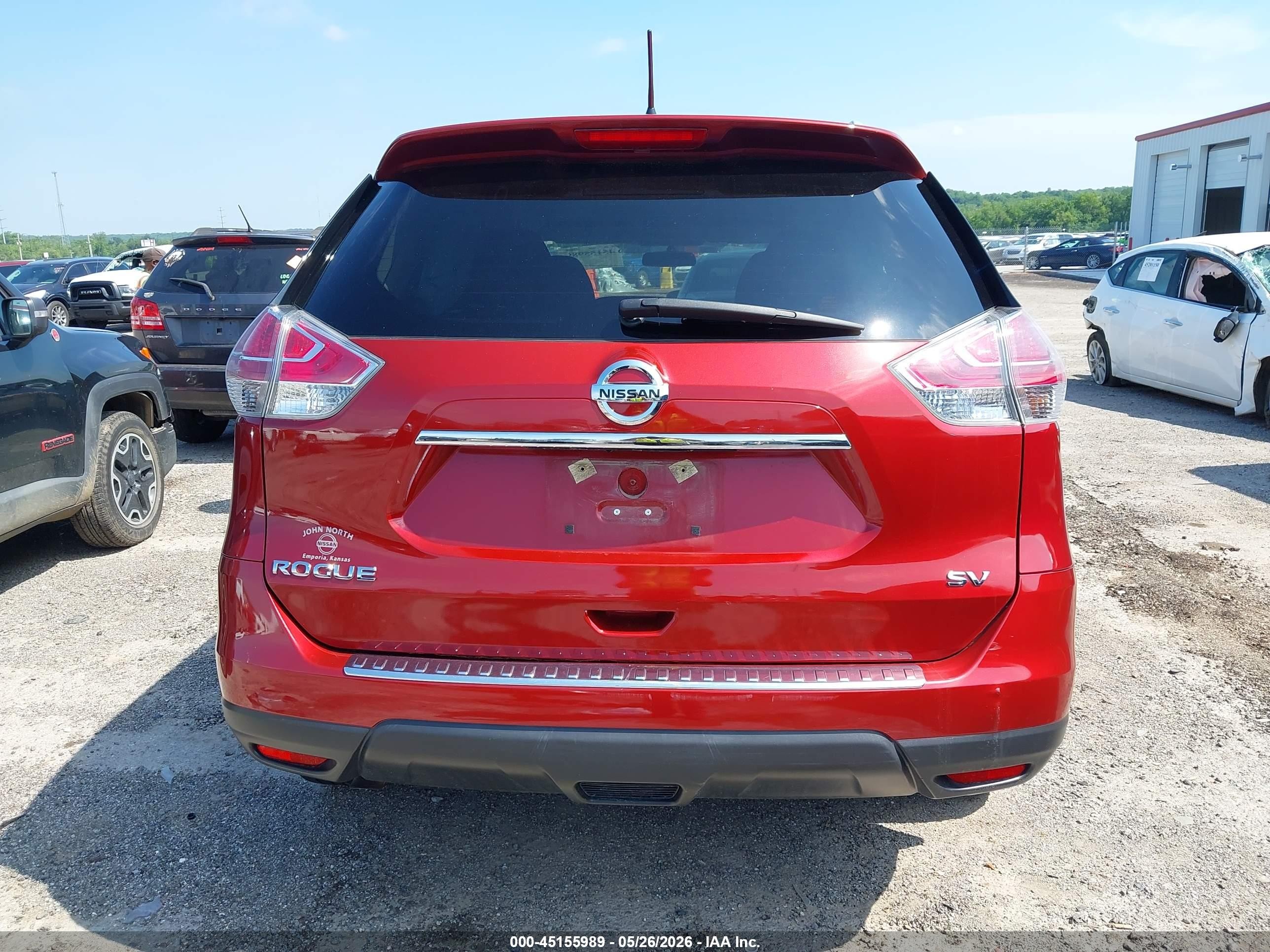 2015 Nissan Rogue Sv Red vin: 5N1AT2MT9FC905089