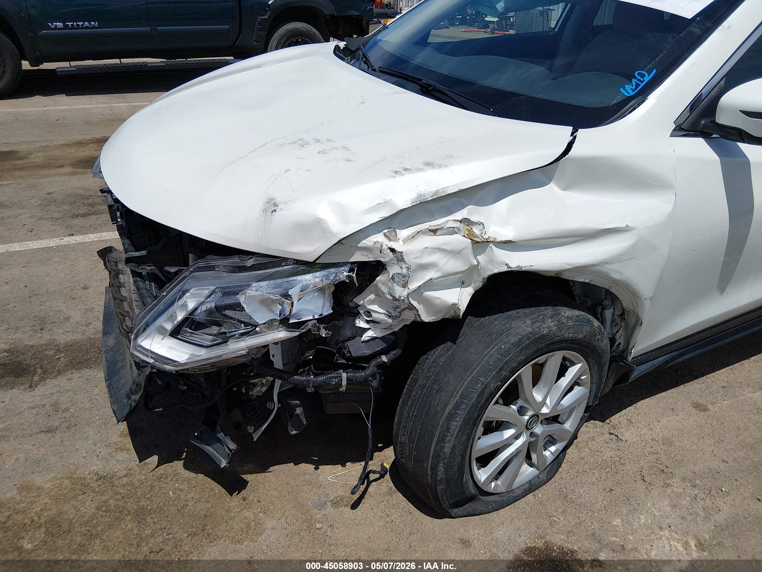 2019 Nissan Rogue Sv Белый vin: 5N1AT2MT9KC786776