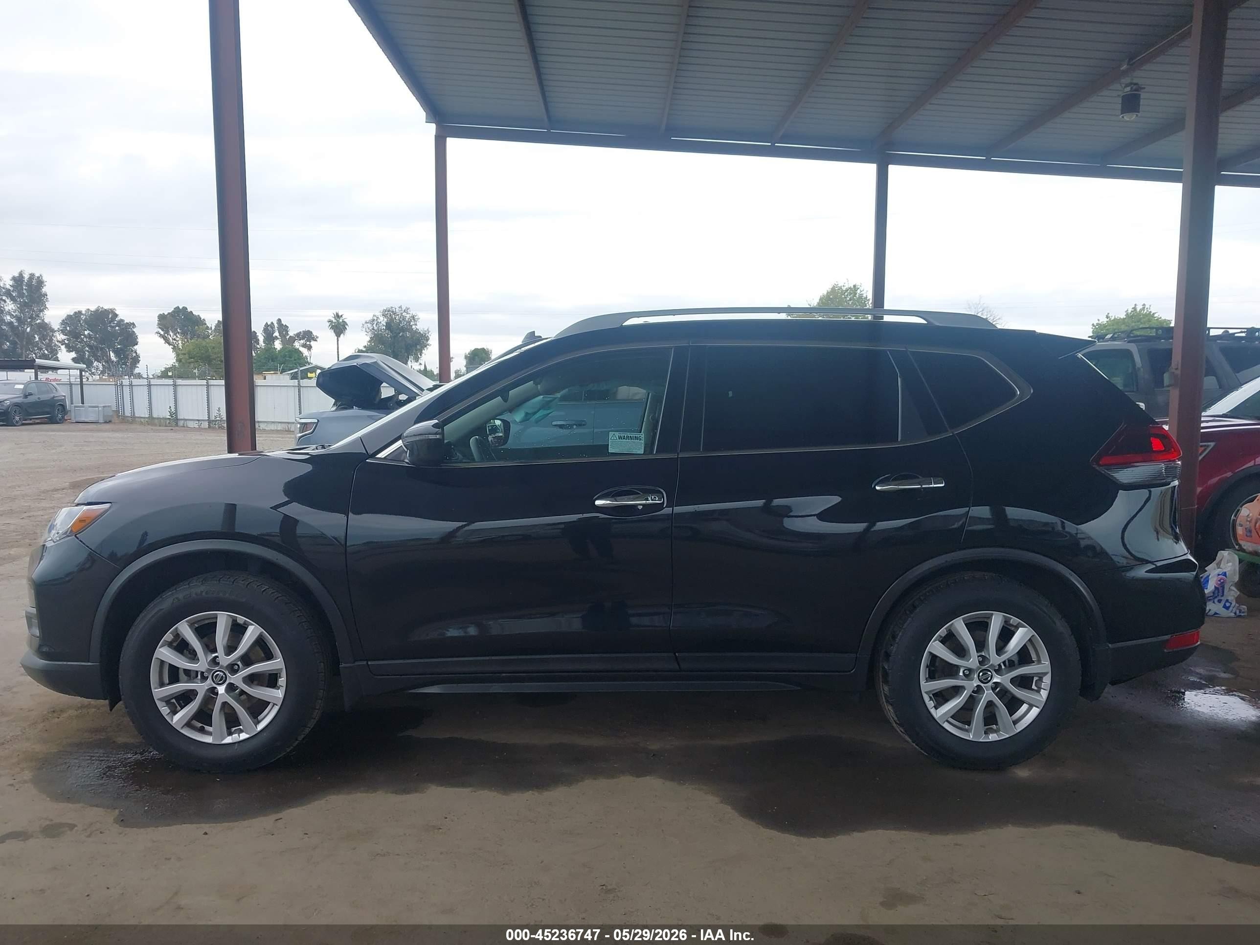 2020 Nissan Rogue Sv Fwd Black vin: 5N1AT2MT9LC735859