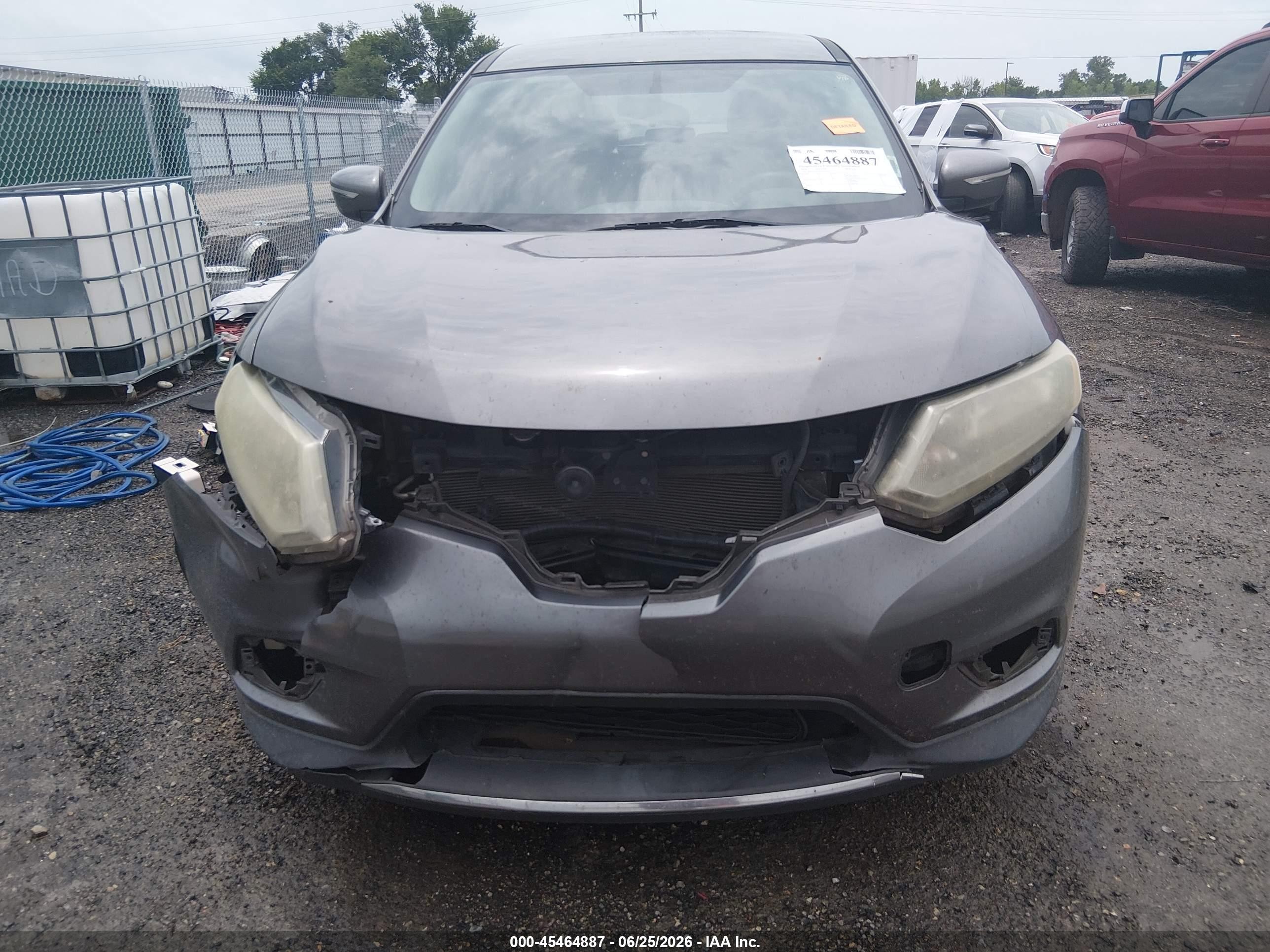2014 Nissan Rogue S Серый vin: 5N1AT2MTXEC777475