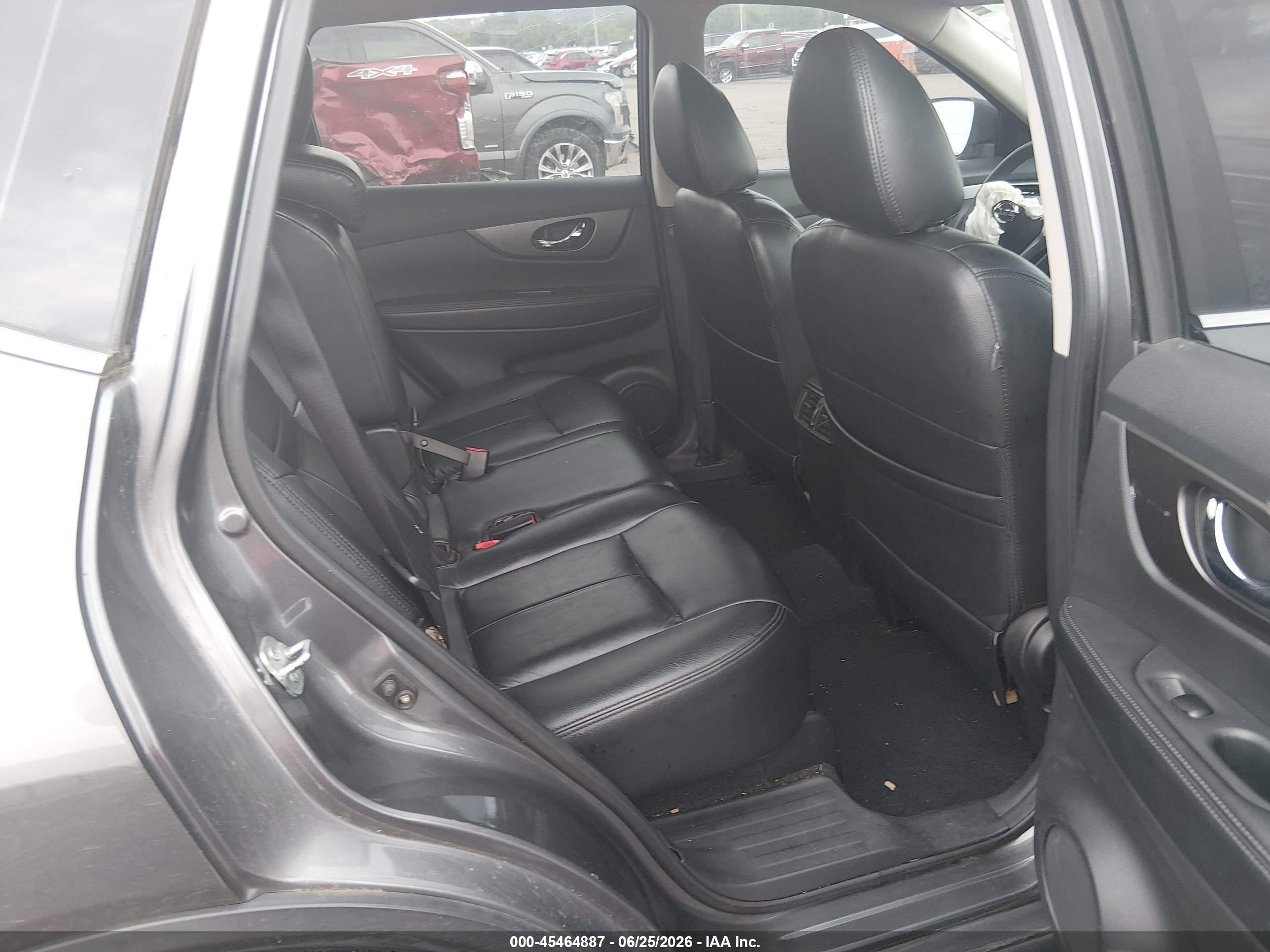 2014 Nissan Rogue S Серый vin: 5N1AT2MTXEC777475