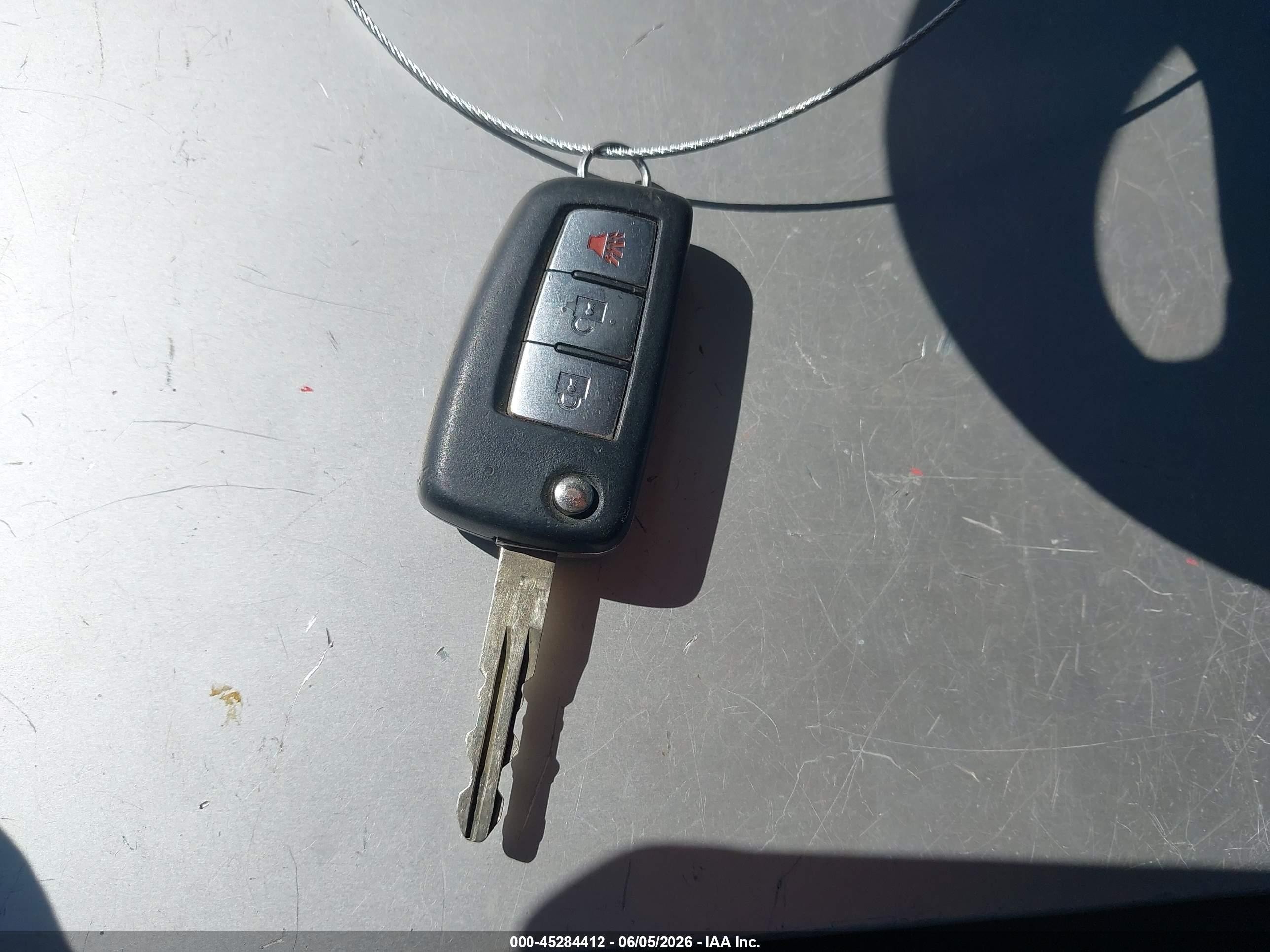 2014 Nissan Rogue S Silver vin: 5N1AT2MTXEC809051