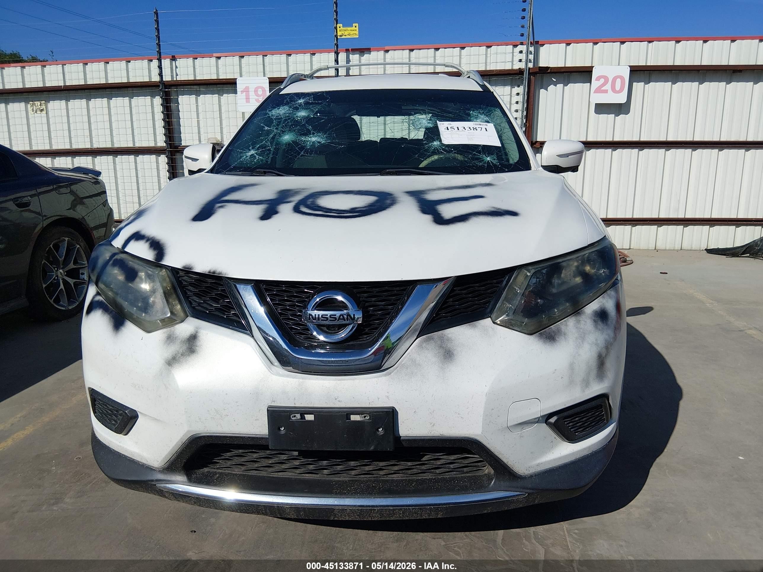 2014 Nissan Rogue Sv White vin: 5N1AT2MTXEC815092