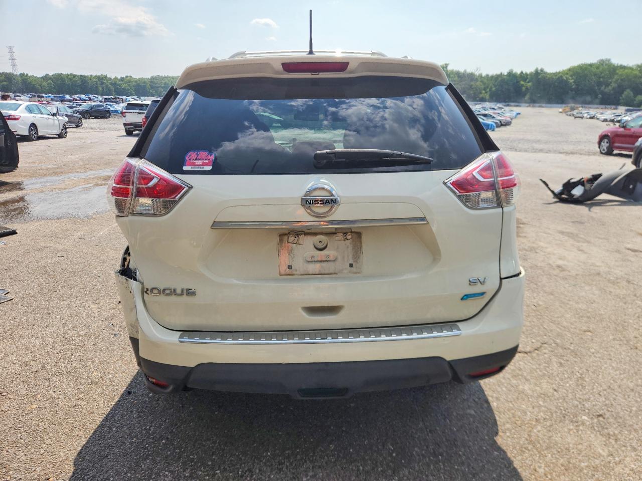 2014 Nissan Rogue Sv White vin: 5N1AT2MTXEC859688